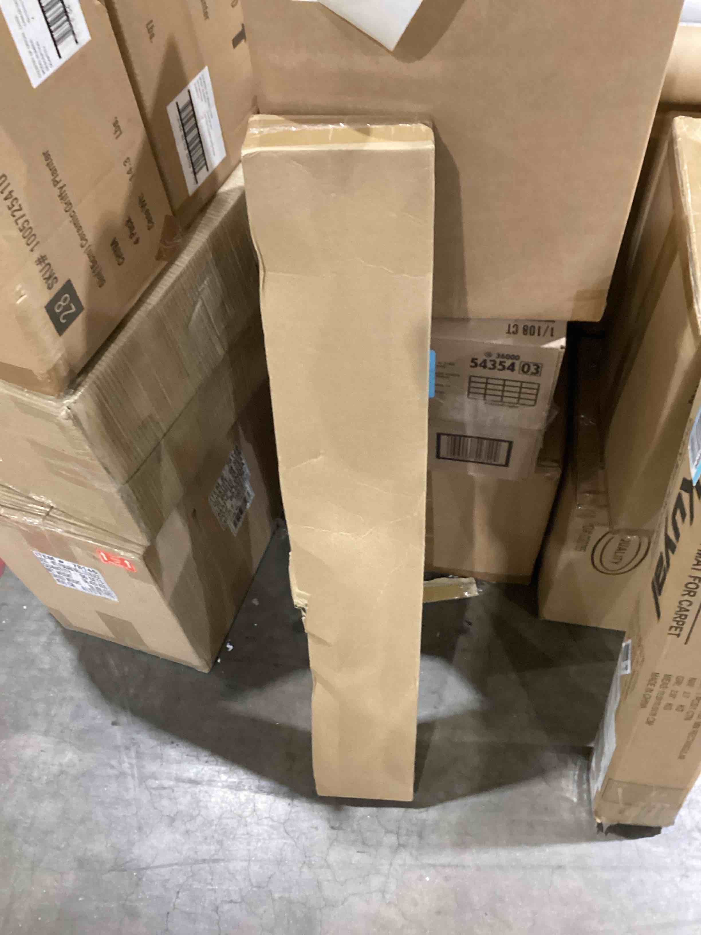 https://s3.amazonaws.com/lotting-images-prod/bidfta/TEA1641541_1758628522376.jpeg