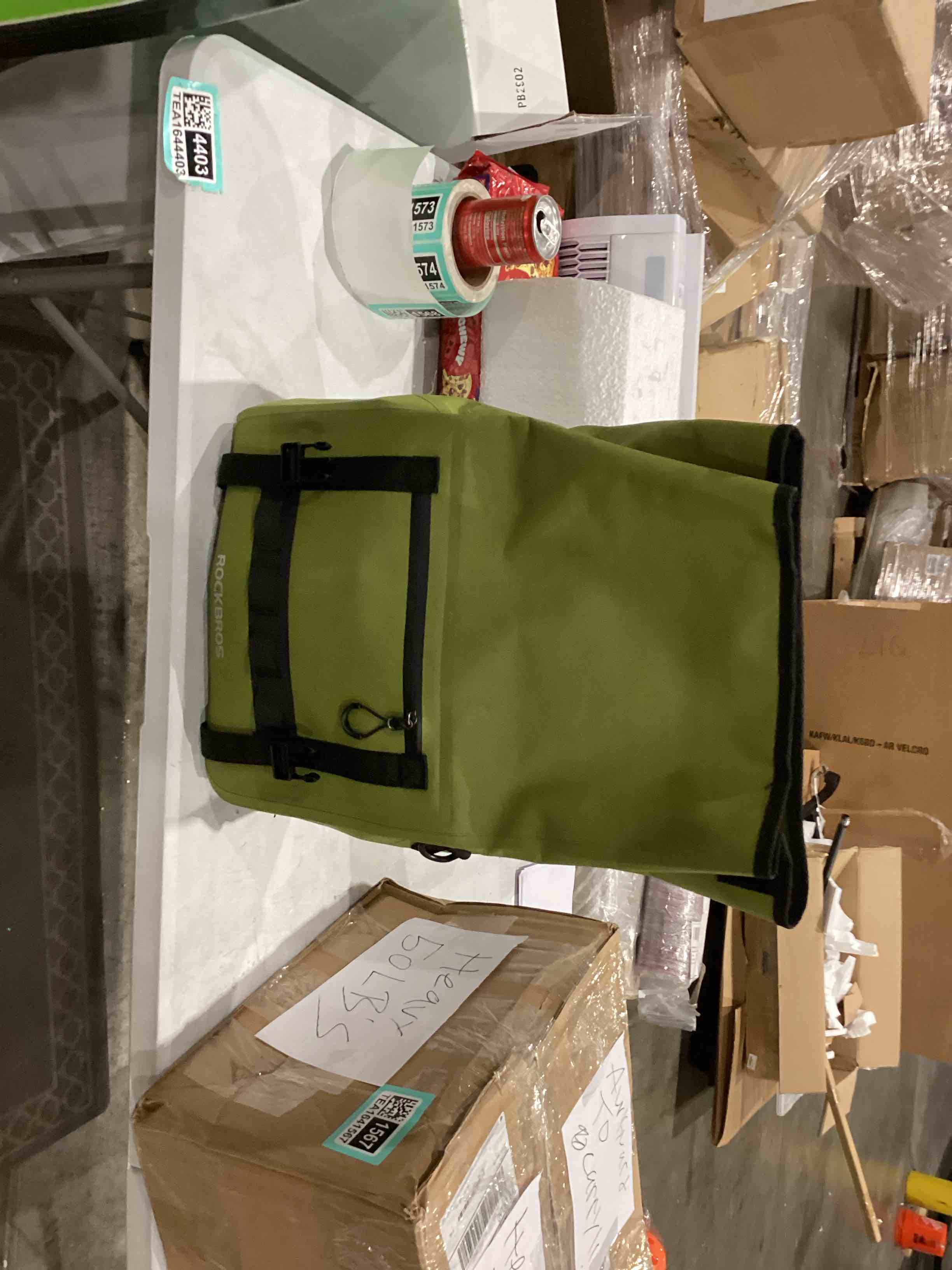 https://s3.amazonaws.com/lotting-images-prod/bidfta/TEA1641568_1758646762935.jpeg