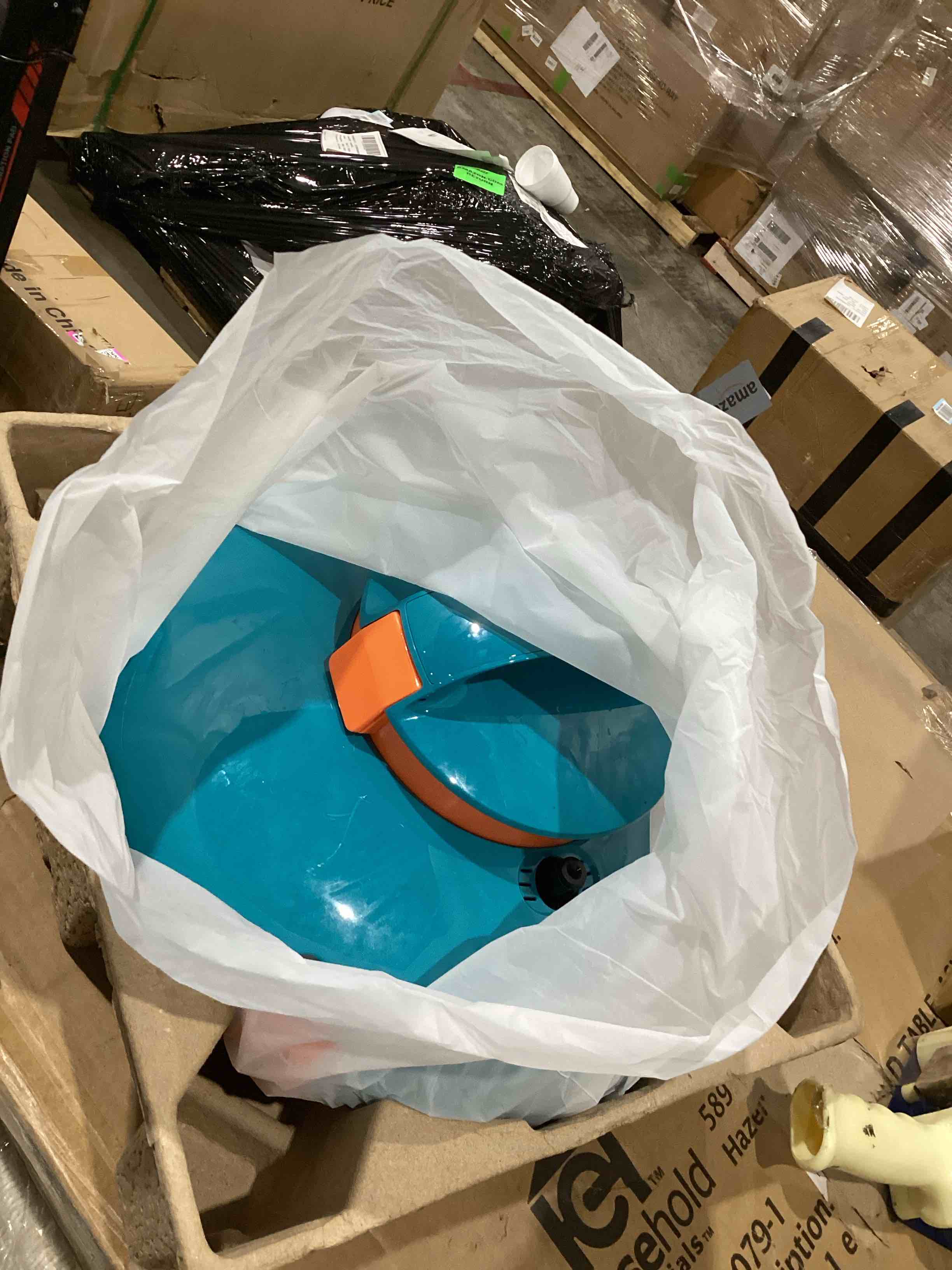 https://s3.amazonaws.com/lotting-images-prod/bidfta/TEA1641589_1758725192495.jpeg