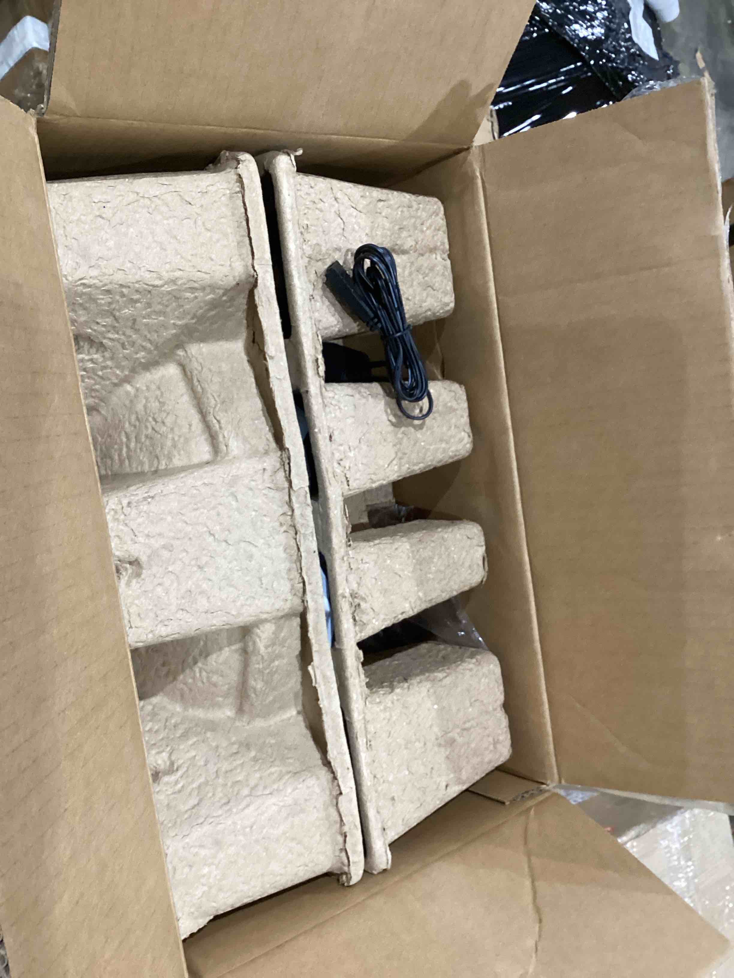 https://s3.amazonaws.com/lotting-images-prod/bidfta/TEA1641589_1758725223764.jpeg