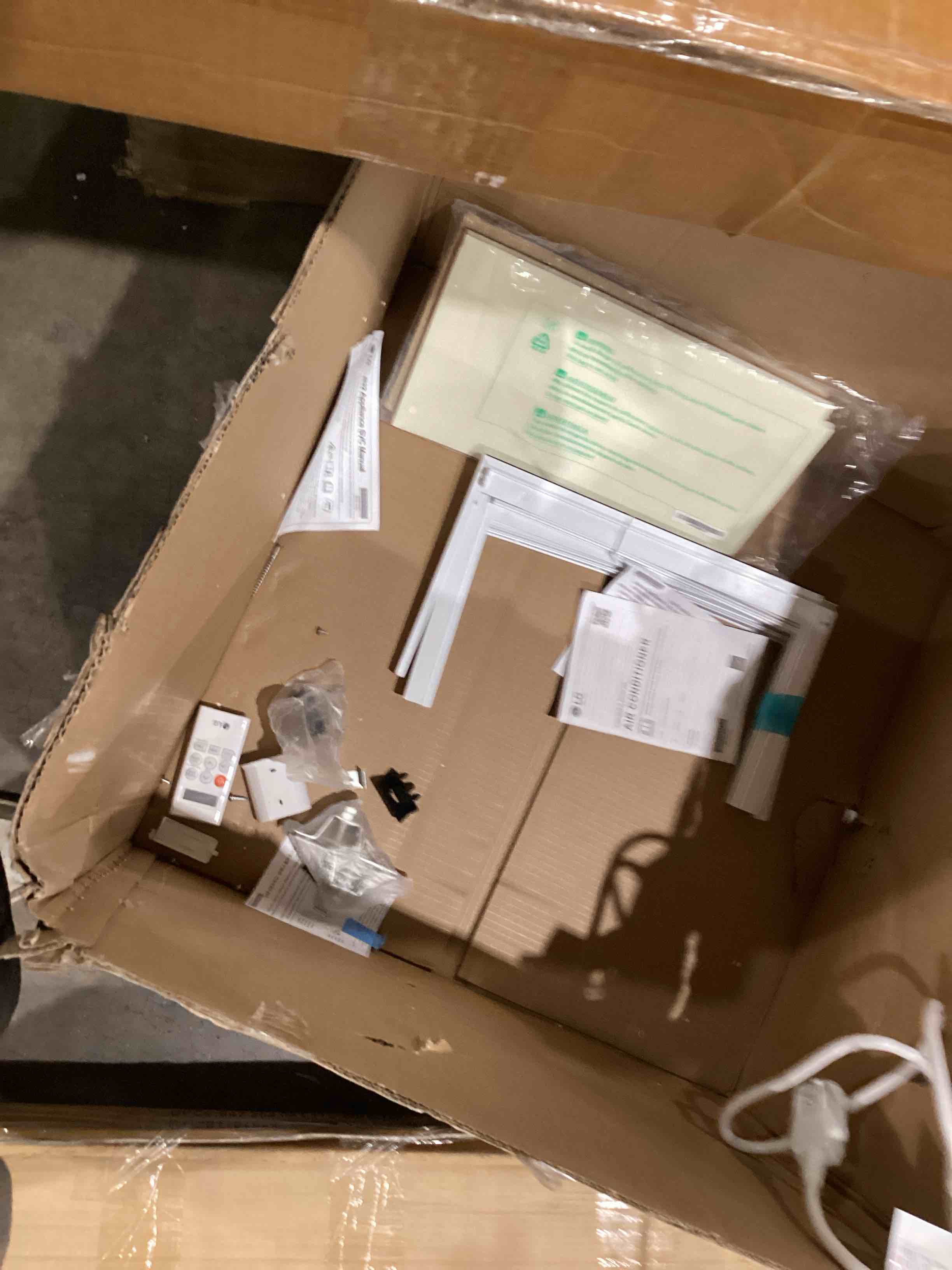 https://s3.amazonaws.com/lotting-images-prod/bidfta/TEA1641628_1758819384856.jpeg