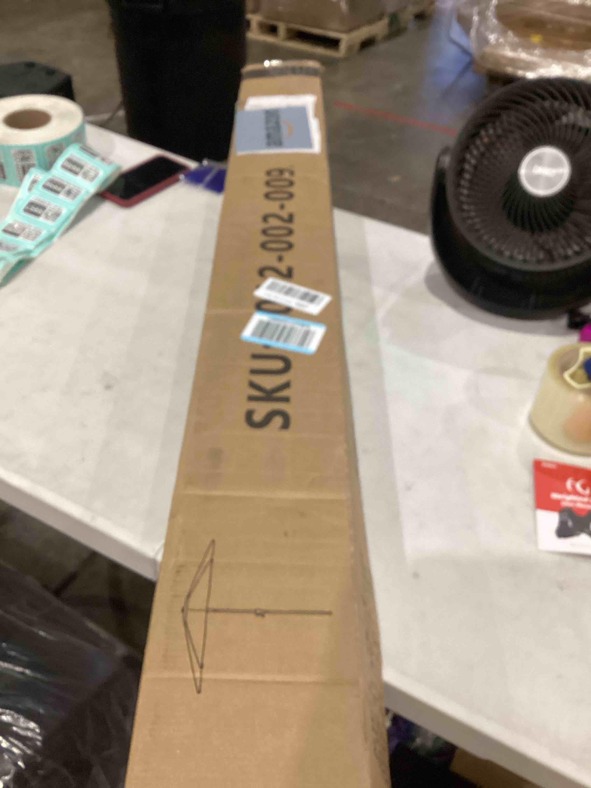 https://s3.amazonaws.com/lotting-images-prod/bidfta/TEA1642145_1751569033774.jpeg