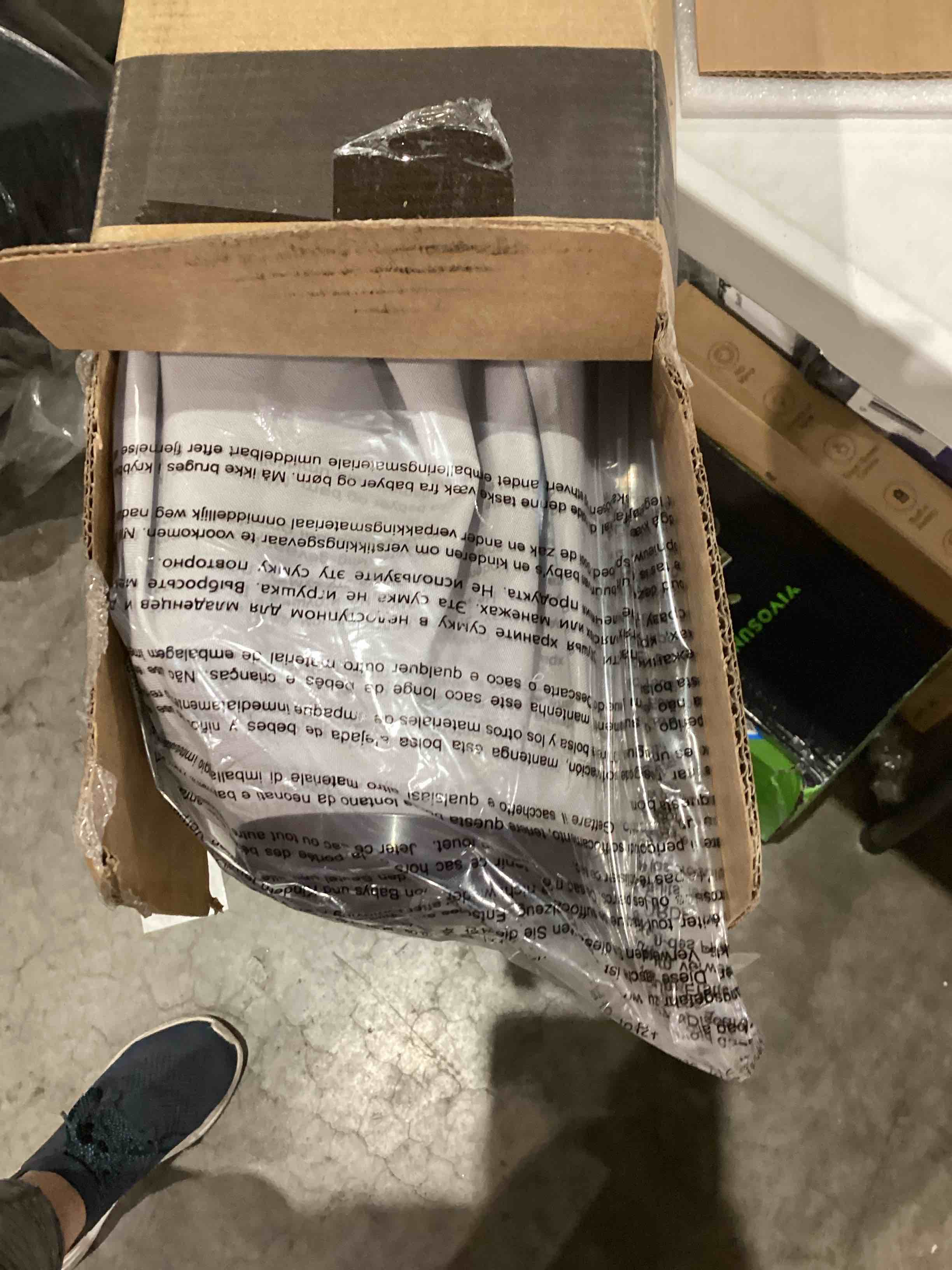 https://s3.amazonaws.com/lotting-images-prod/bidfta/TEA1642145_1751569052976.jpeg