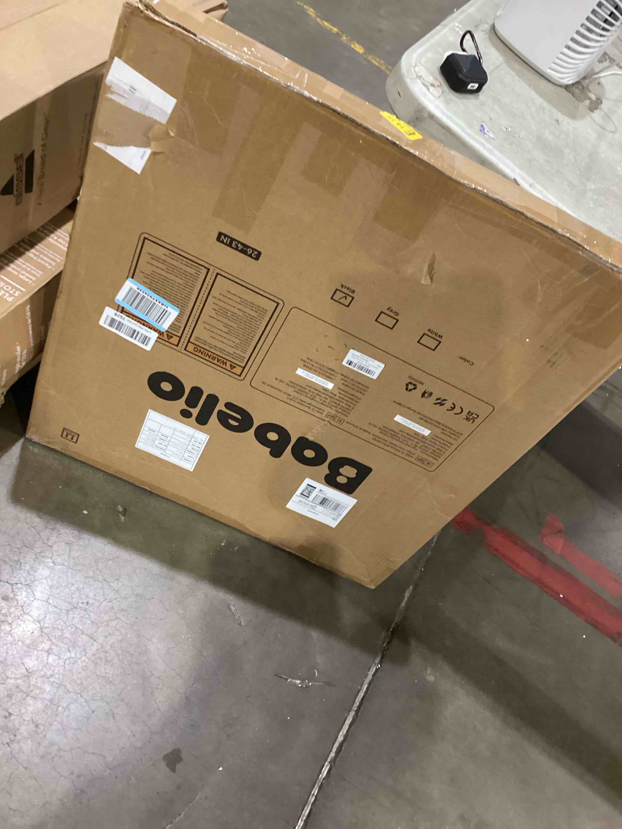 https://s3.amazonaws.com/lotting-images-prod/bidfta/TEA1642224_1753195159783.jpeg