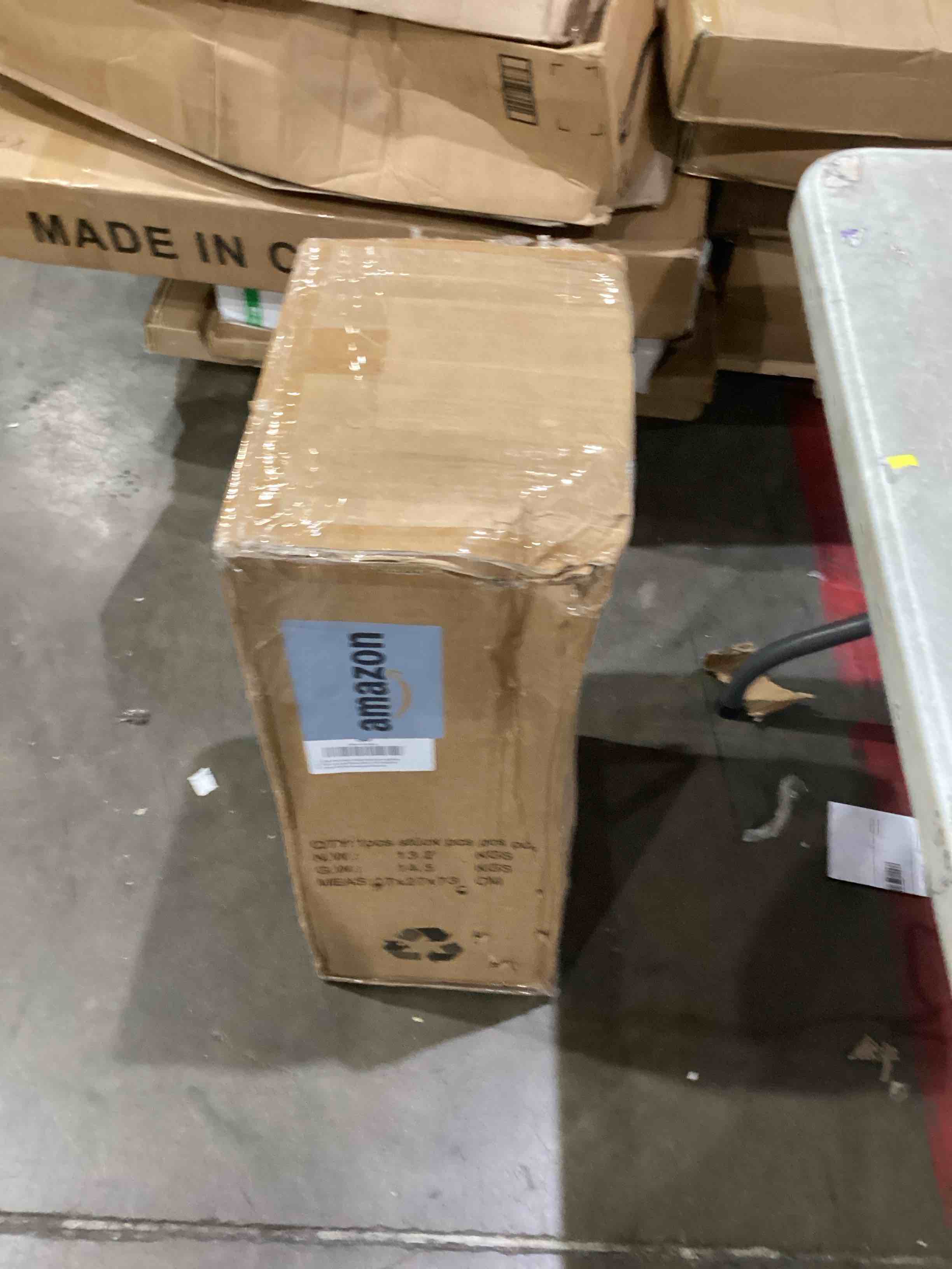 https://s3.amazonaws.com/lotting-images-prod/bidfta/TEA1642318_1753293592662.jpeg