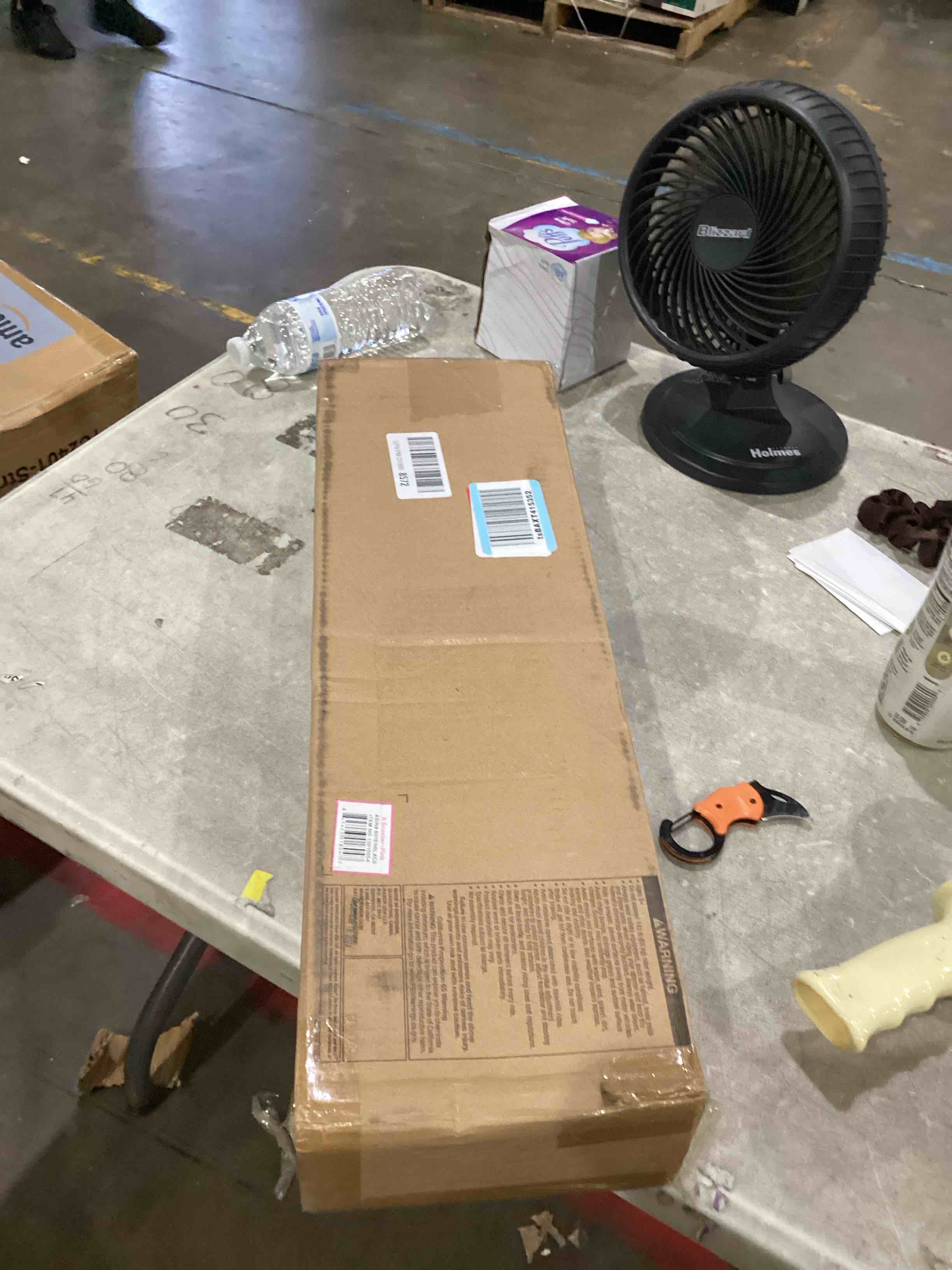 https://s3.amazonaws.com/lotting-images-prod/bidfta/TEA1642325_1753296011807.jpeg