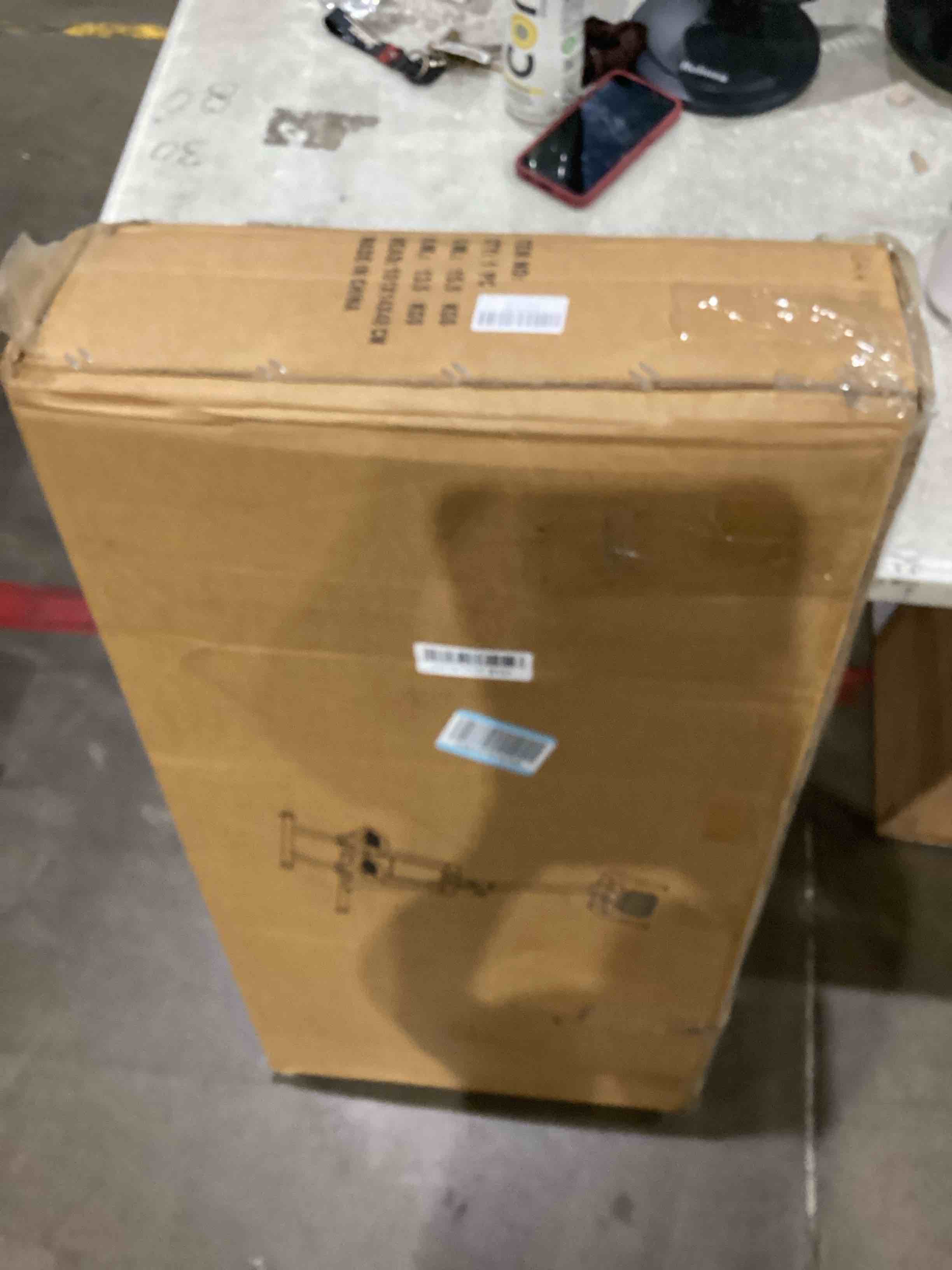 https://s3.amazonaws.com/lotting-images-prod/bidfta/TEA1642348_1753357747309.jpeg