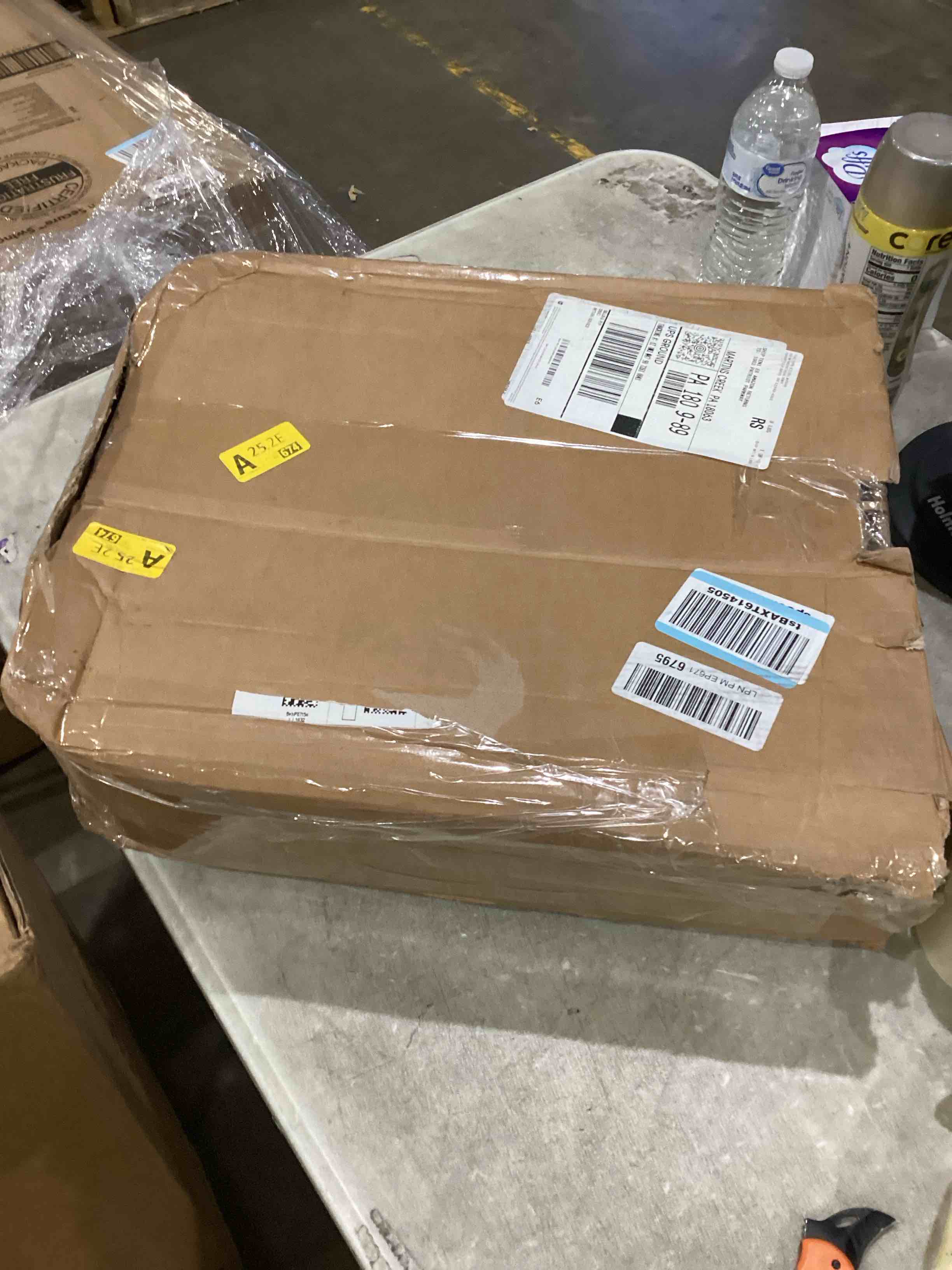 https://s3.amazonaws.com/lotting-images-prod/bidfta/TEA1642376_1753363510322.jpeg