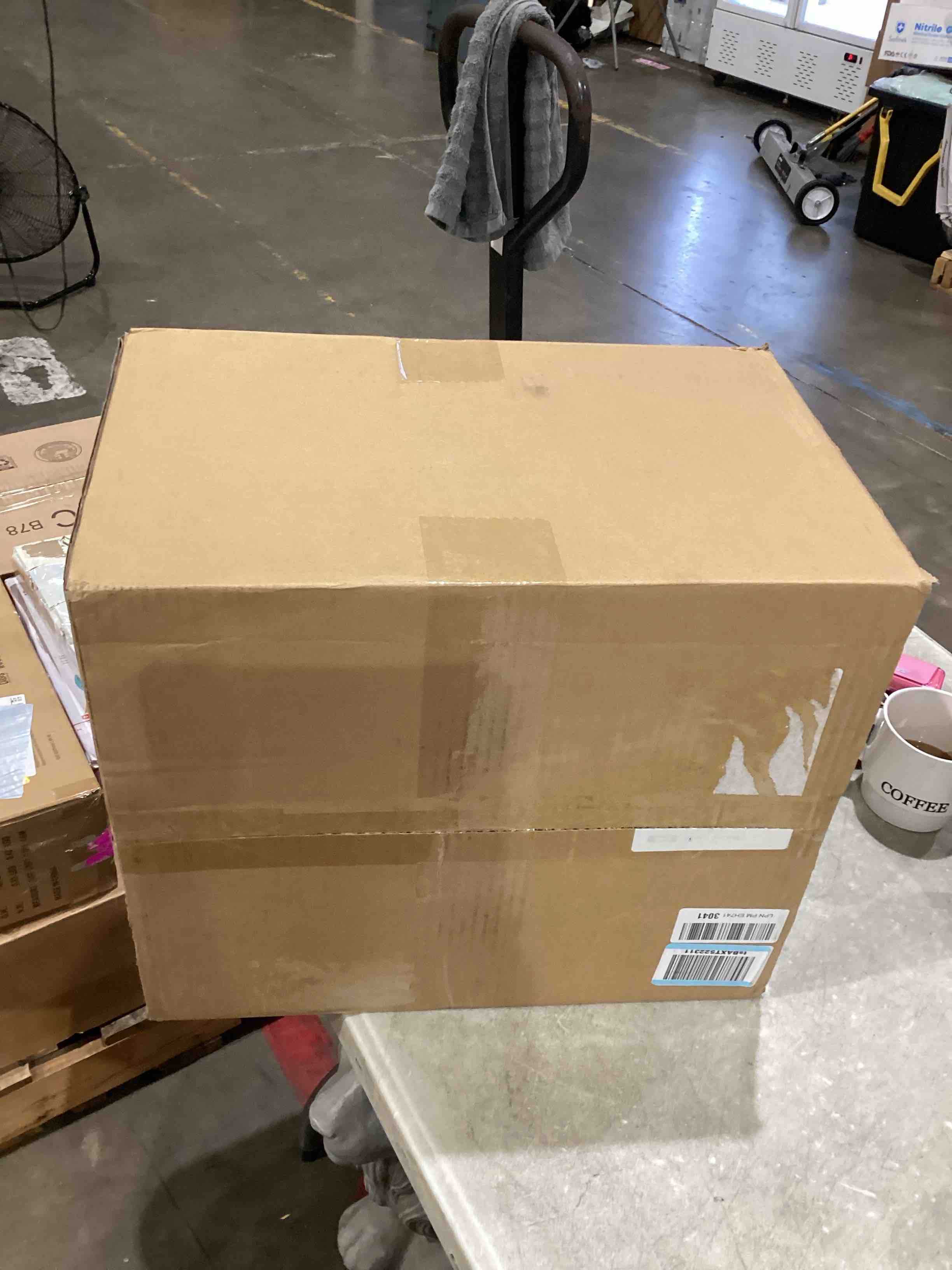 https://s3.amazonaws.com/lotting-images-prod/bidfta/TEA1642458_1753447583249.jpeg