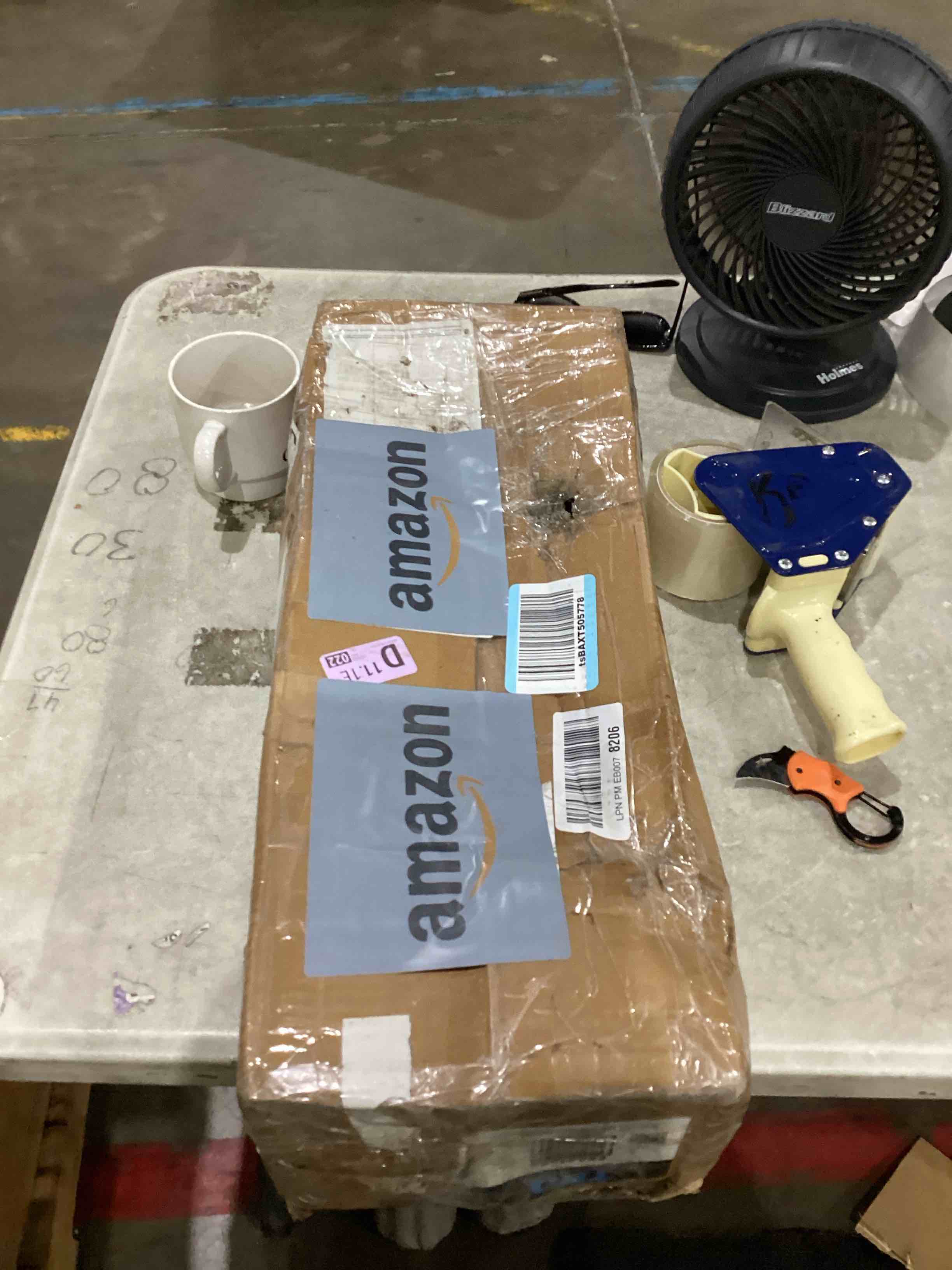 https://s3.amazonaws.com/lotting-images-prod/bidfta/TEA1642471_1753450427204.jpeg