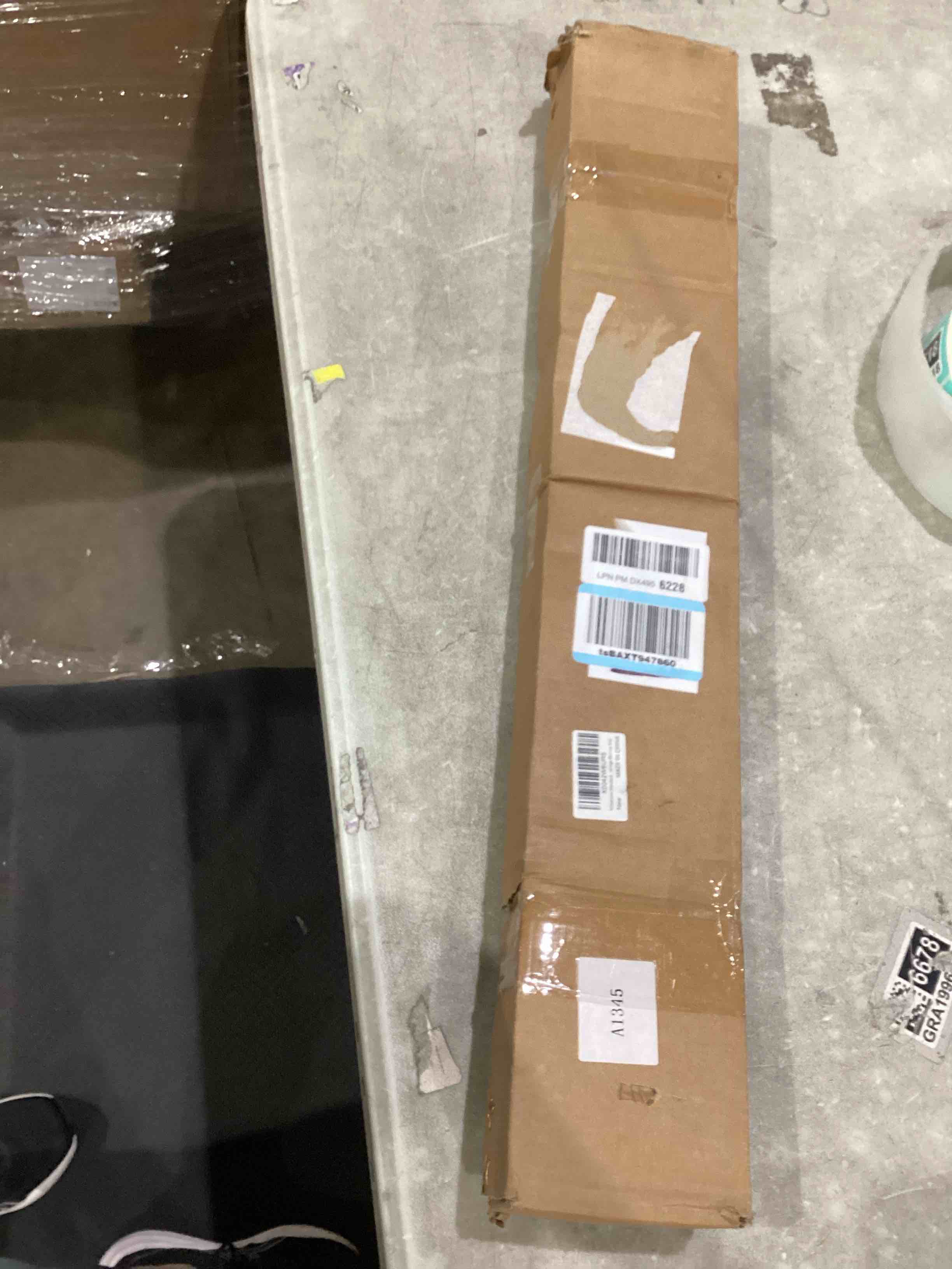https://s3.amazonaws.com/lotting-images-prod/bidfta/TEA1642512_1753457590983.jpeg
