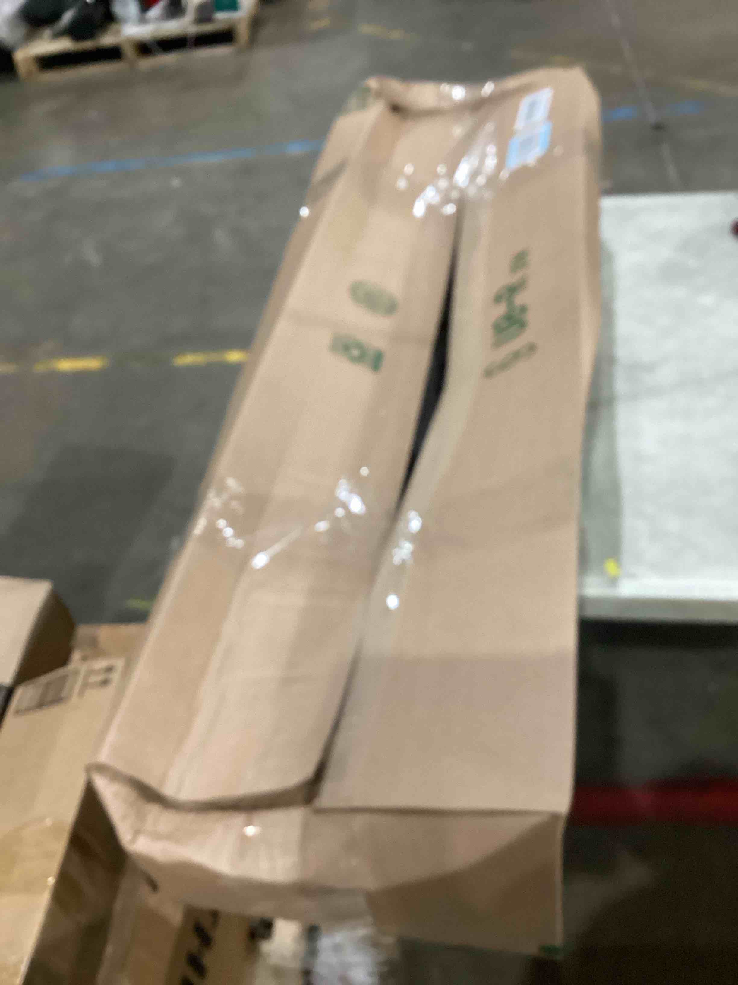 https://s3.amazonaws.com/lotting-images-prod/bidfta/TEA1642602_1753711449313.jpeg