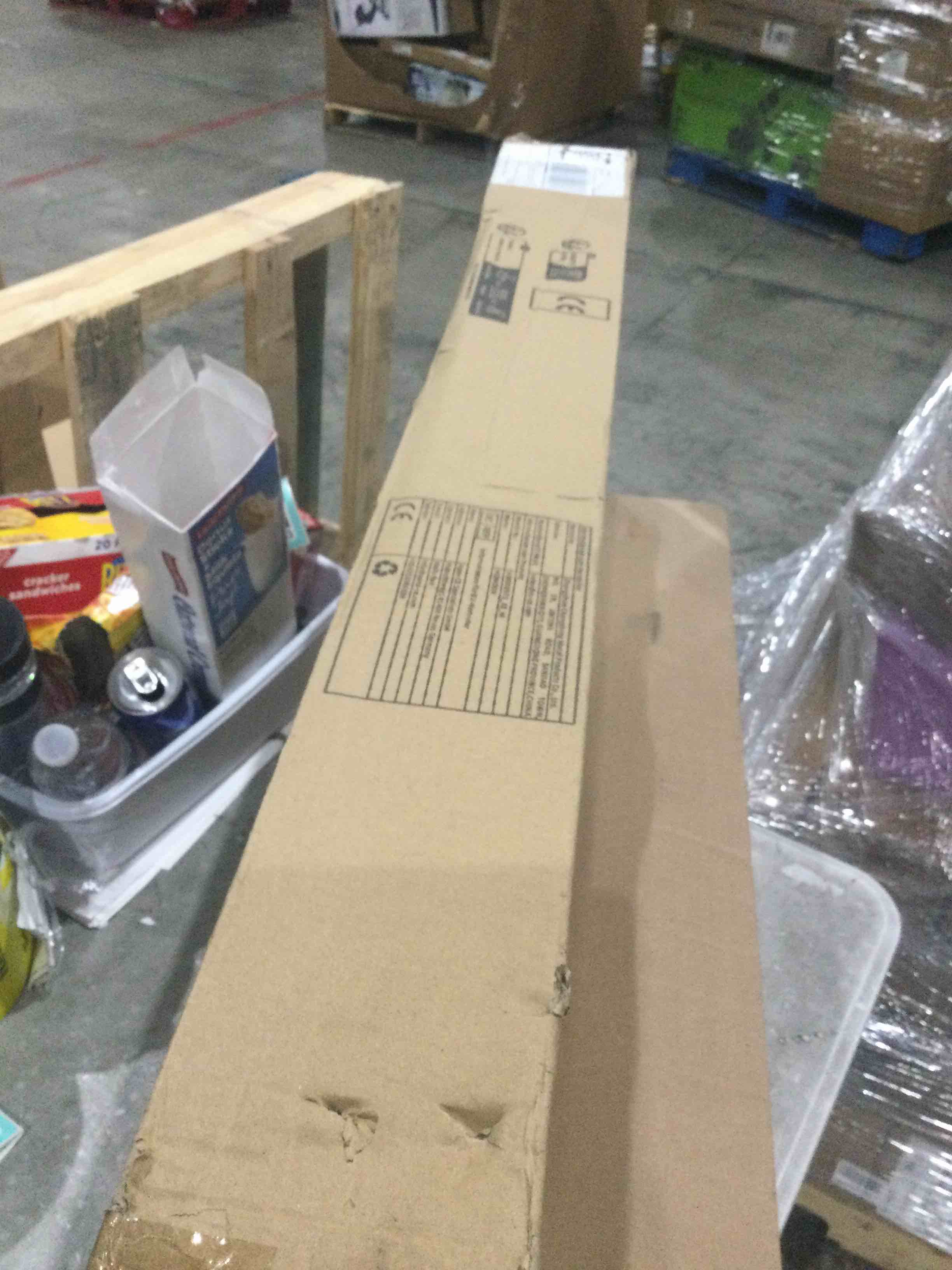 https://s3.amazonaws.com/lotting-images-prod/bidfta/TEA1645016_1751037287605.jpeg