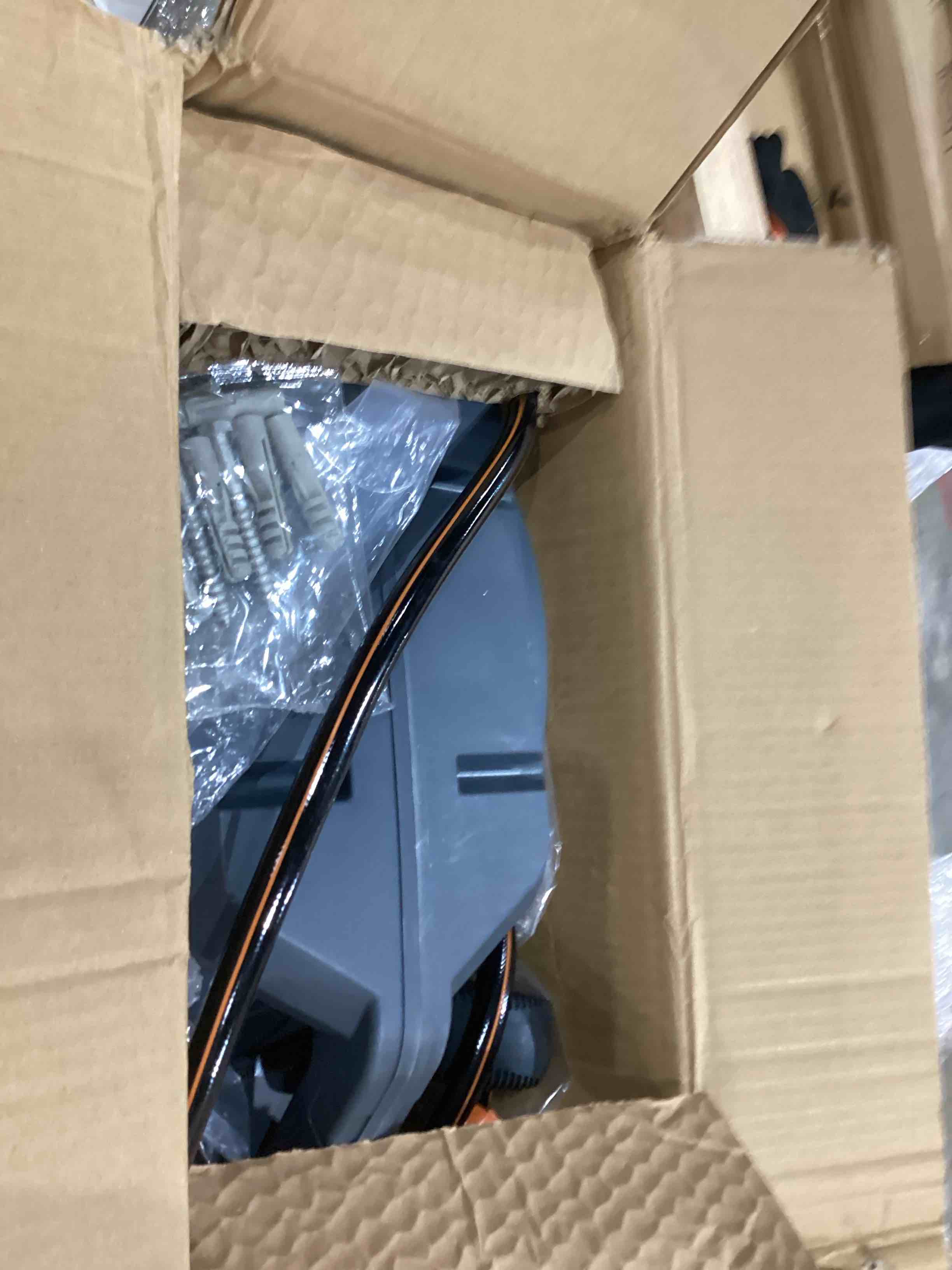 https://s3.amazonaws.com/lotting-images-prod/bidfta/TEA1645233_1751292164894.jpeg