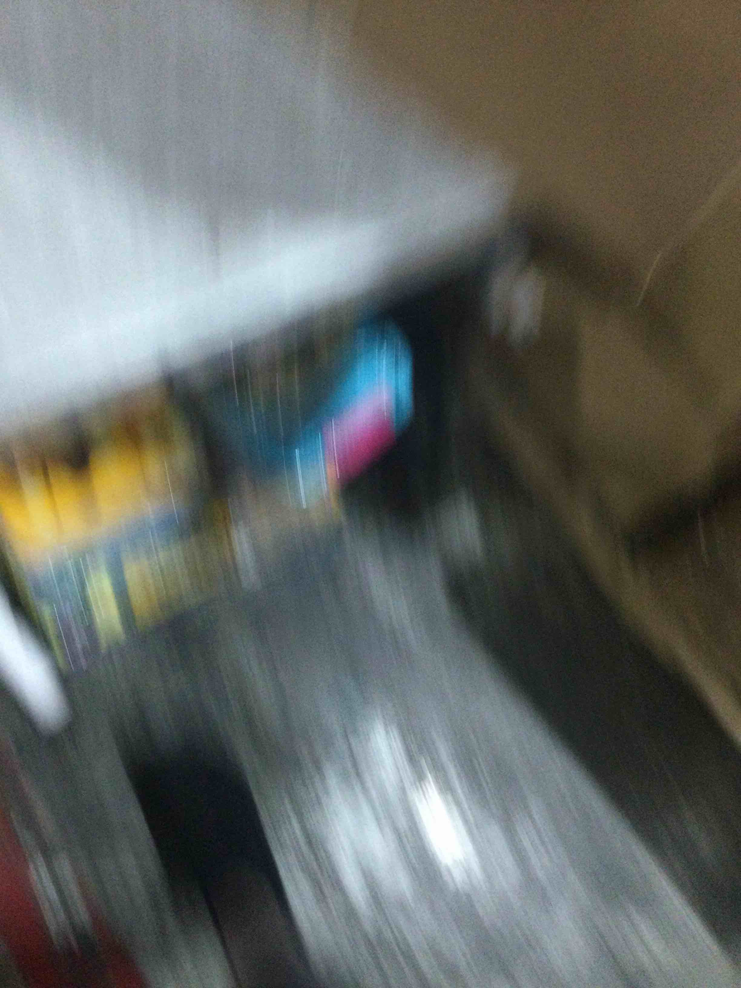 https://s3.amazonaws.com/lotting-images-prod/bidfta/TEA1645239_1751292926561.jpeg