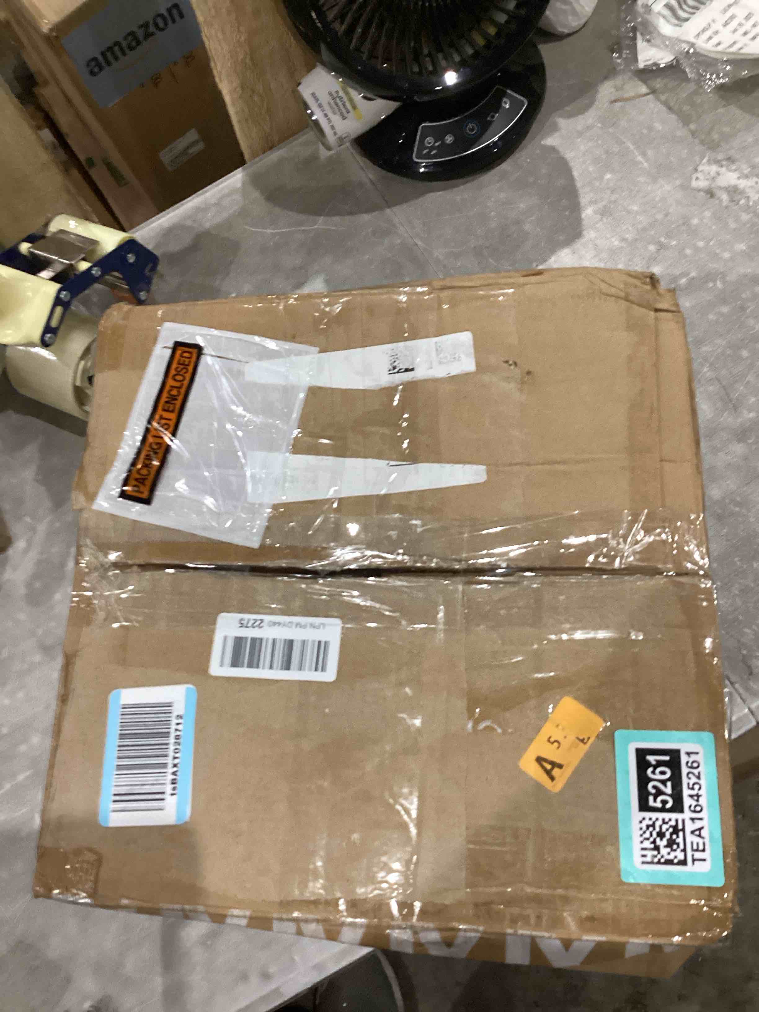 https://s3.amazonaws.com/lotting-images-prod/bidfta/TEA1645261_1751294782388.jpeg