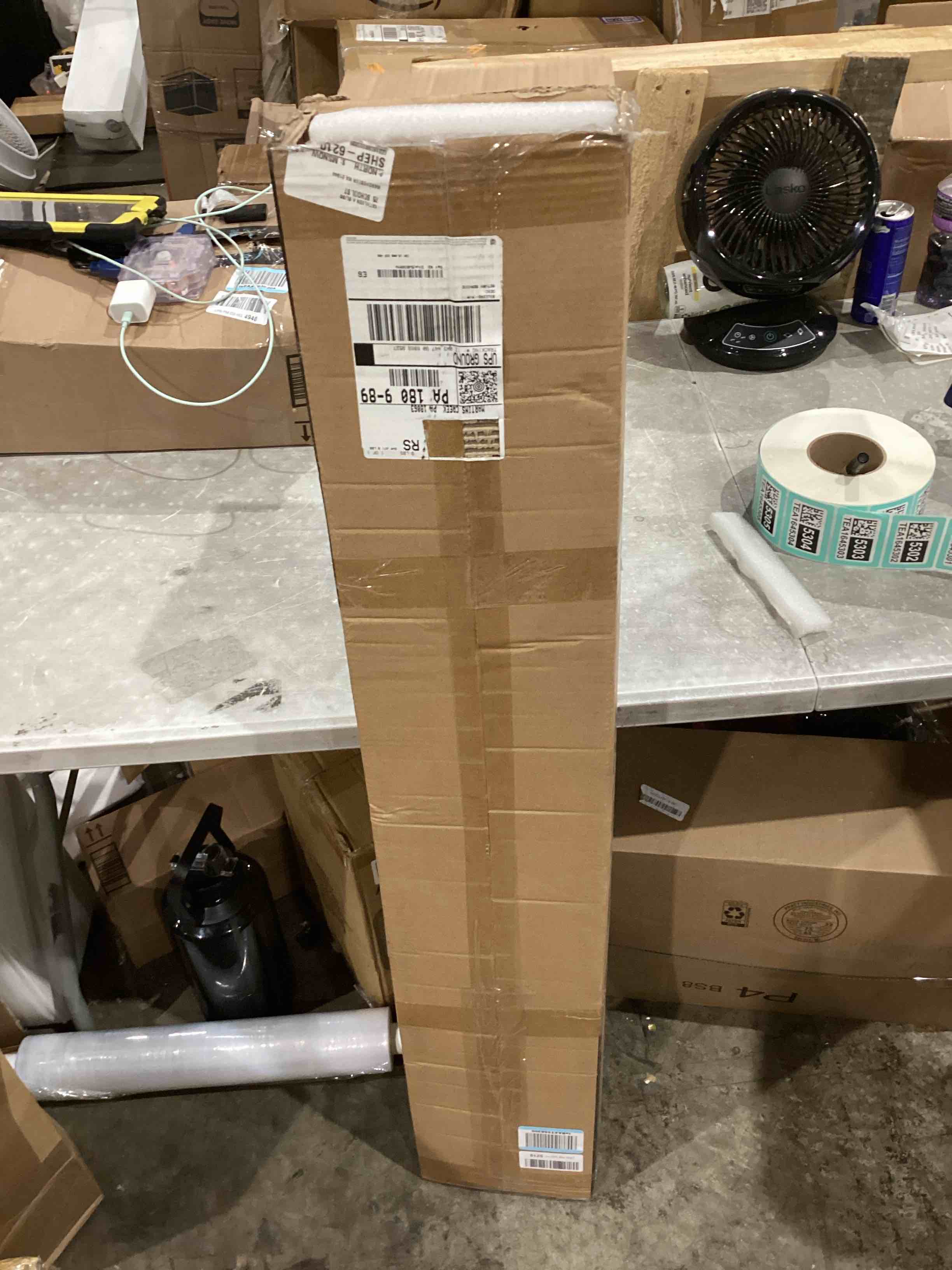 https://s3.amazonaws.com/lotting-images-prod/bidfta/TEA1645301_1751302050906.jpeg