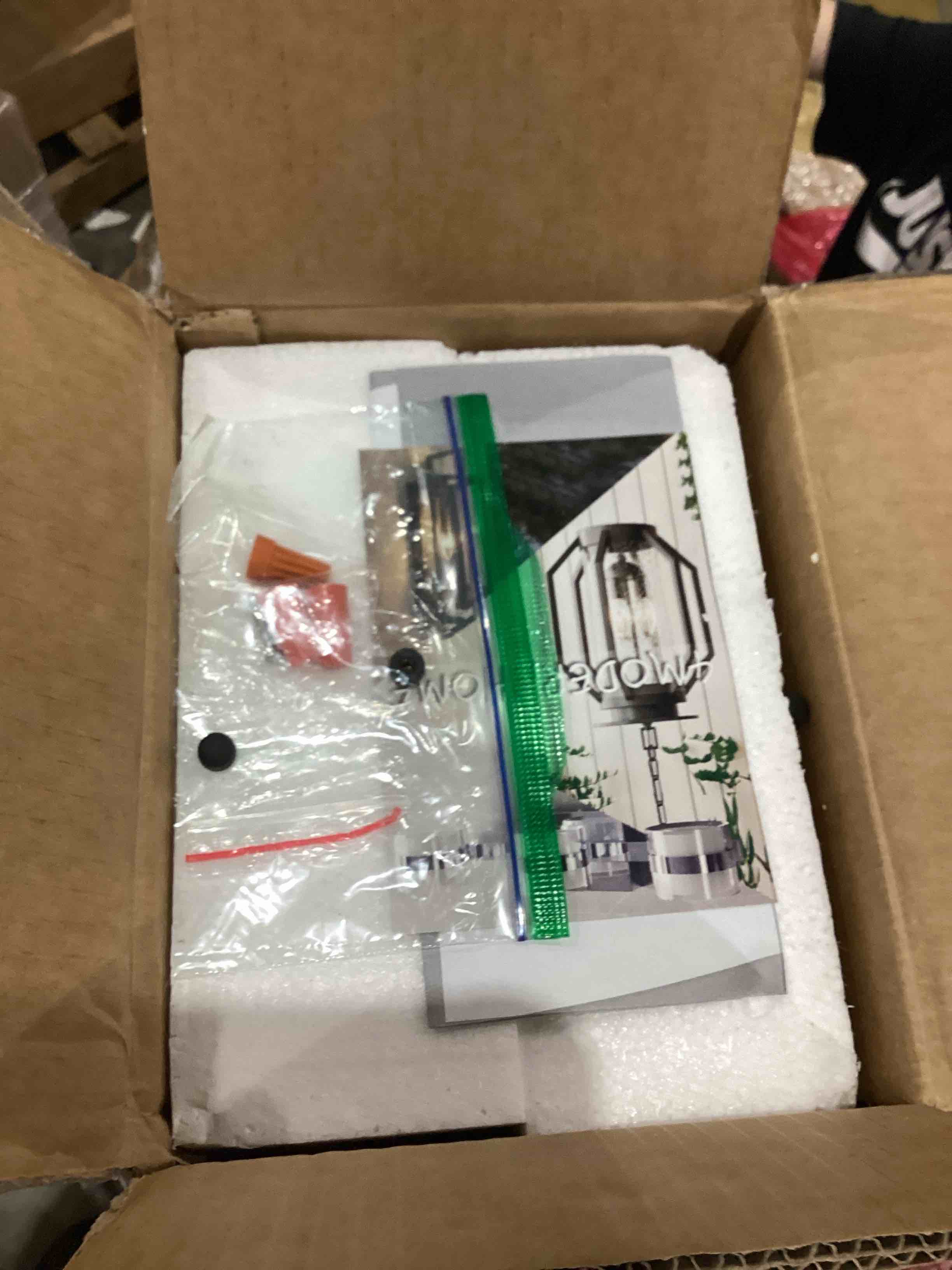 https://s3.amazonaws.com/lotting-images-prod/bidfta/TEA1645389_1751381153693.jpeg