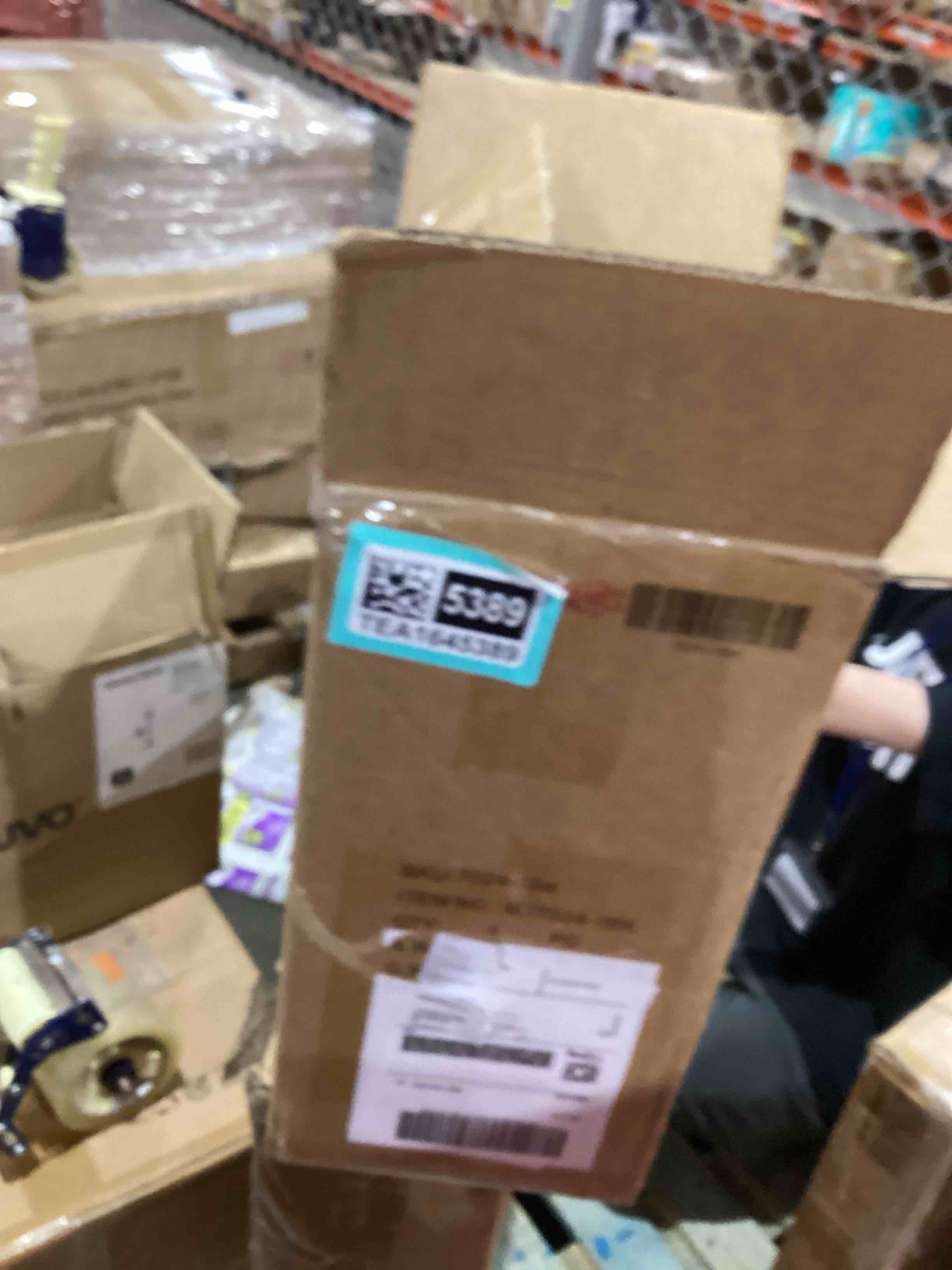 https://s3.amazonaws.com/lotting-images-prod/bidfta/TEA1645389_1751381156668.jpeg