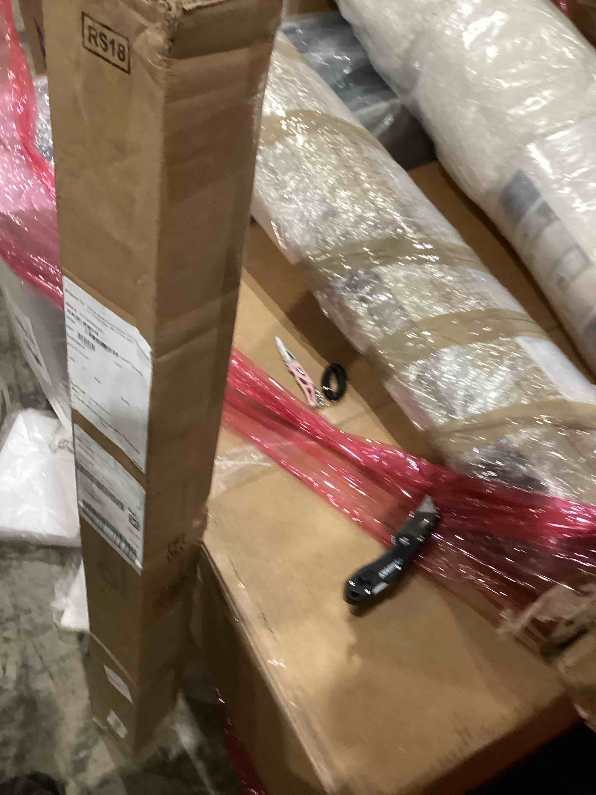 https://s3.amazonaws.com/lotting-images-prod/bidfta/TEA1645397_1751391562296.jpeg
