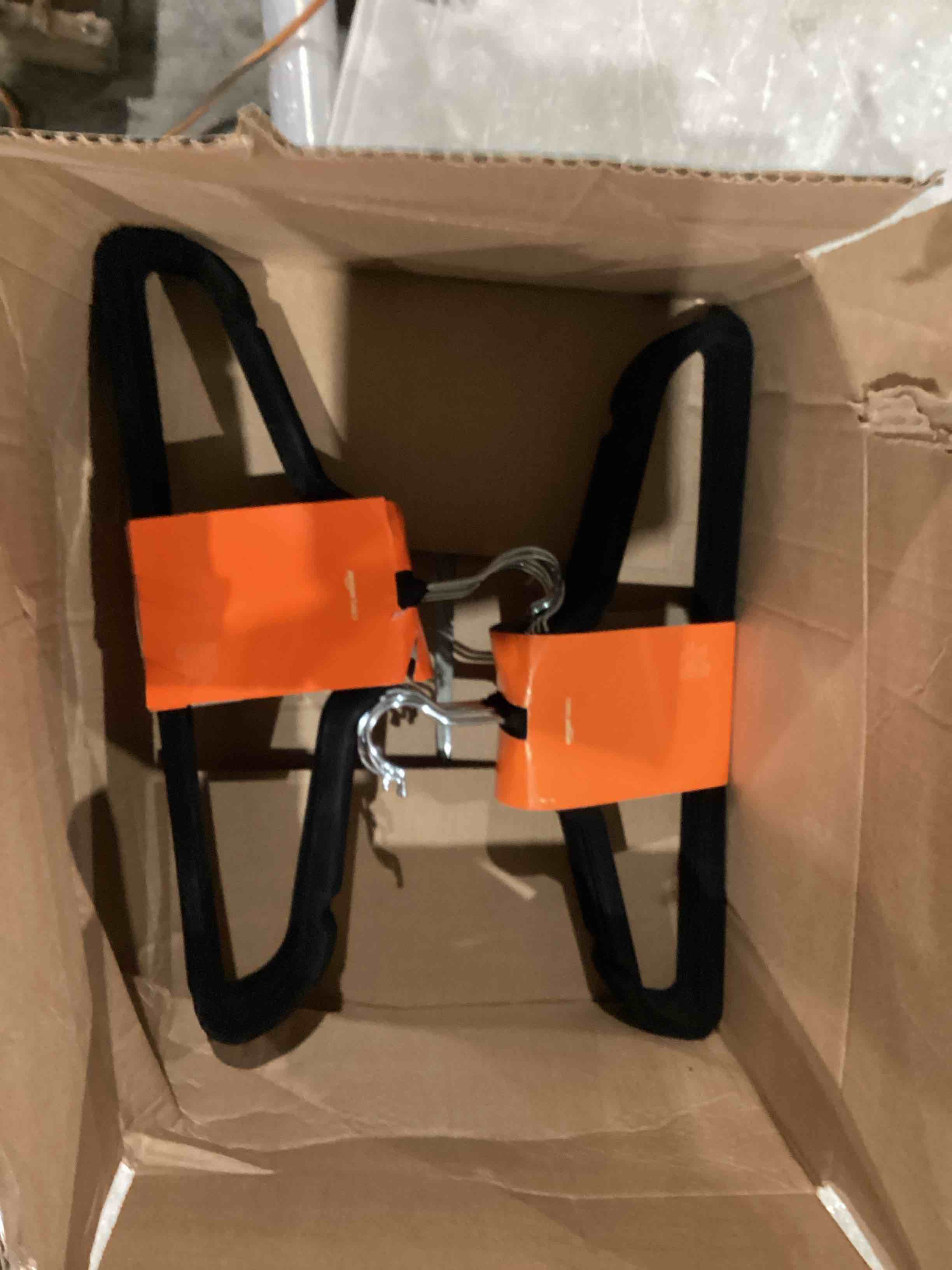 https://s3.amazonaws.com/lotting-images-prod/bidfta/TEA1645474_1751460991896.jpeg