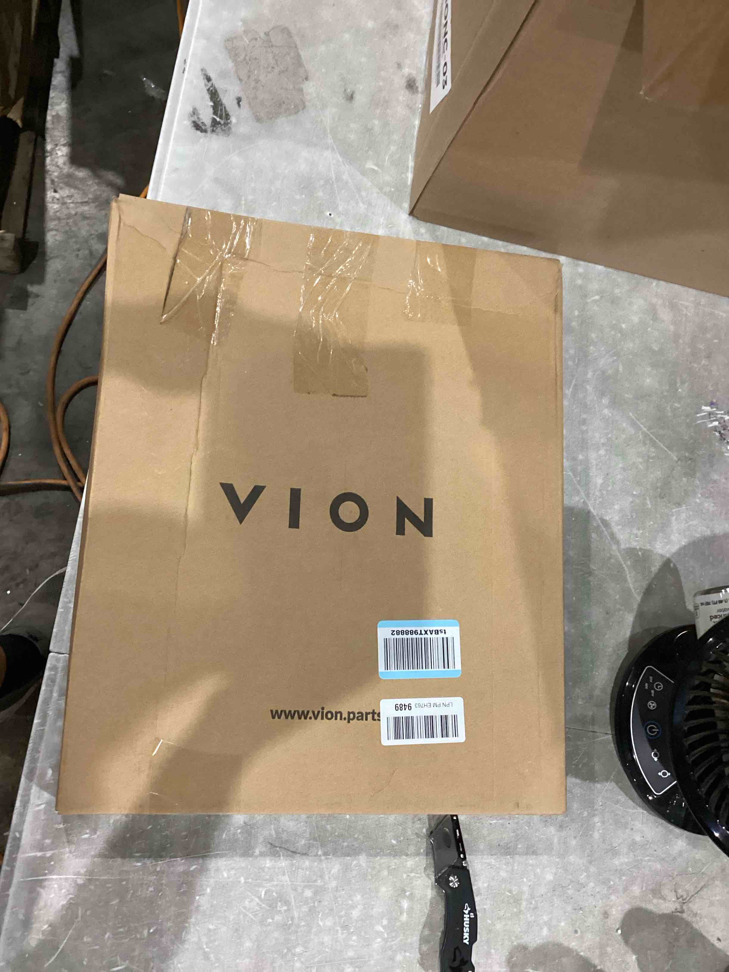 https://s3.amazonaws.com/lotting-images-prod/bidfta/TEA1645488_1751464637470.jpeg