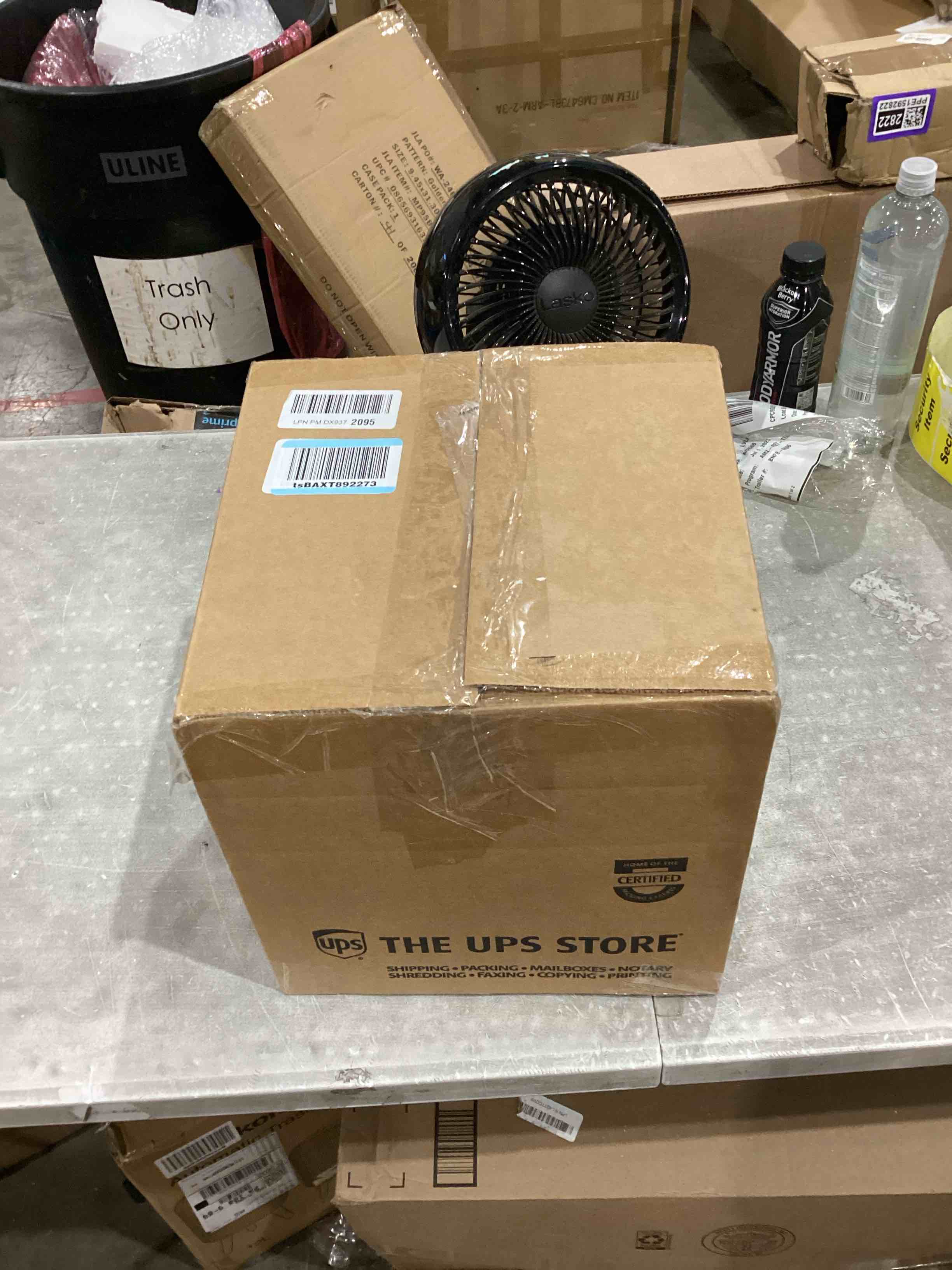 https://s3.amazonaws.com/lotting-images-prod/bidfta/TEA1645493_1751465738886.jpeg