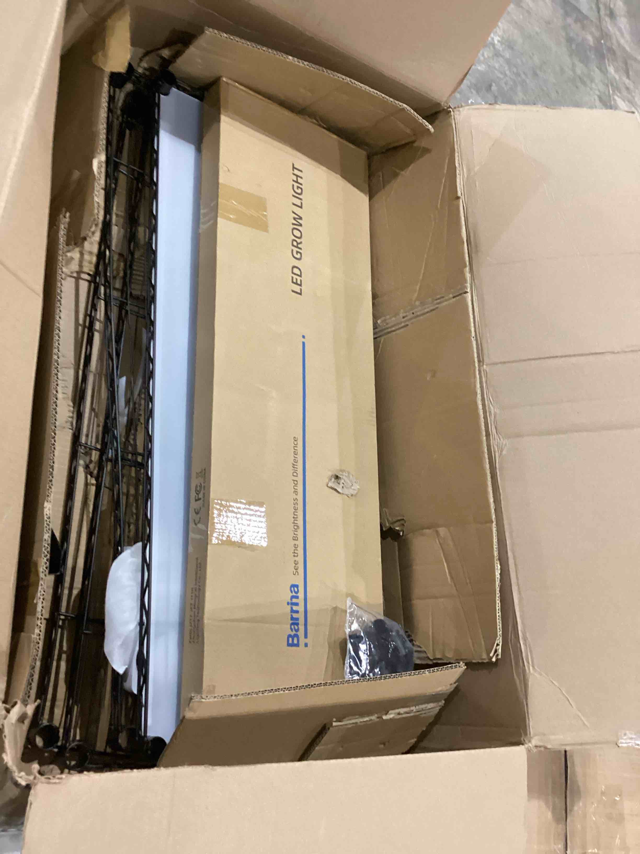 https://s3.amazonaws.com/lotting-images-prod/bidfta/TEA1645516_1751476200671.jpeg