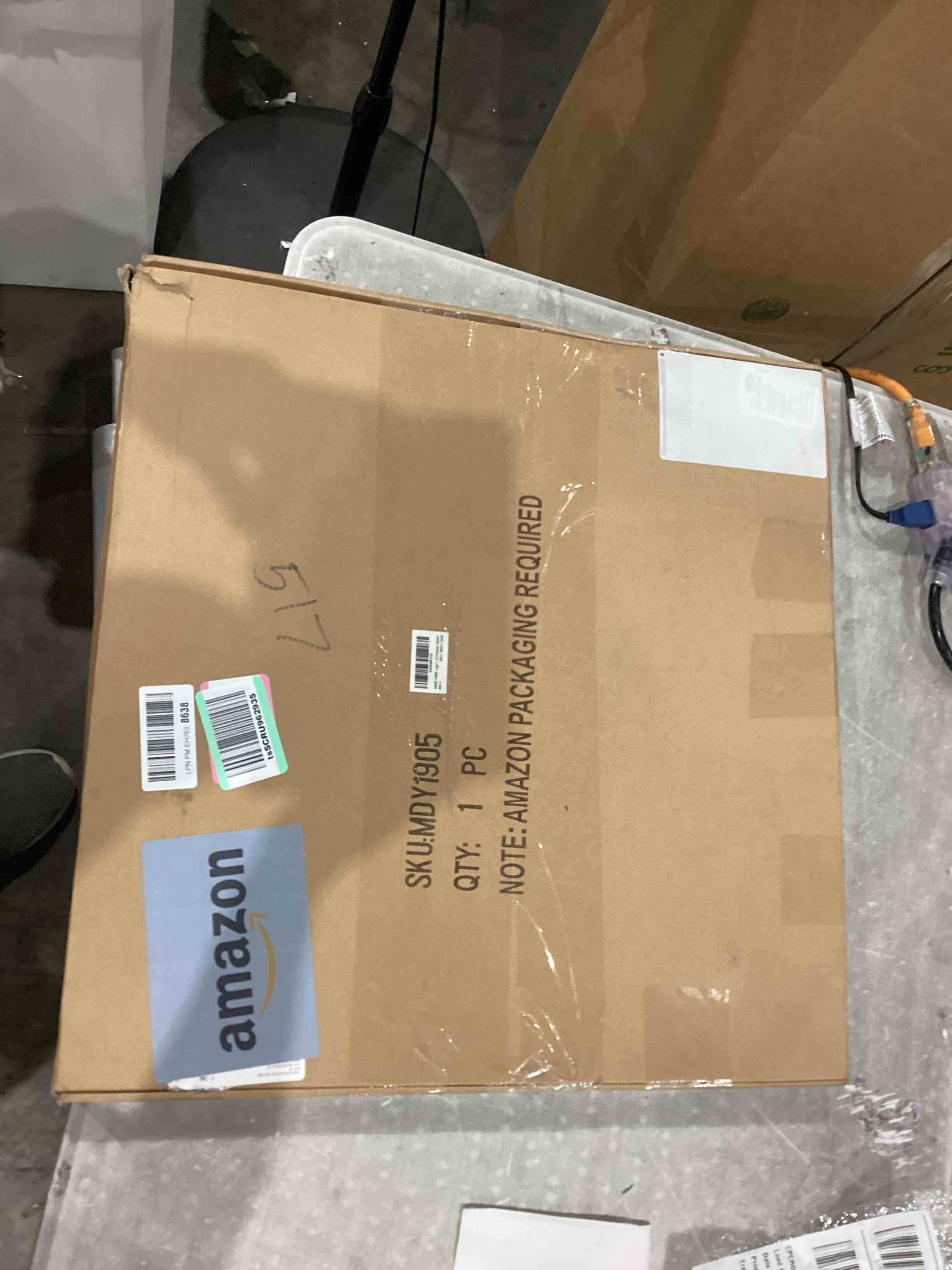 https://s3.amazonaws.com/lotting-images-prod/bidfta/TEA1645555_1751544710381.jpeg