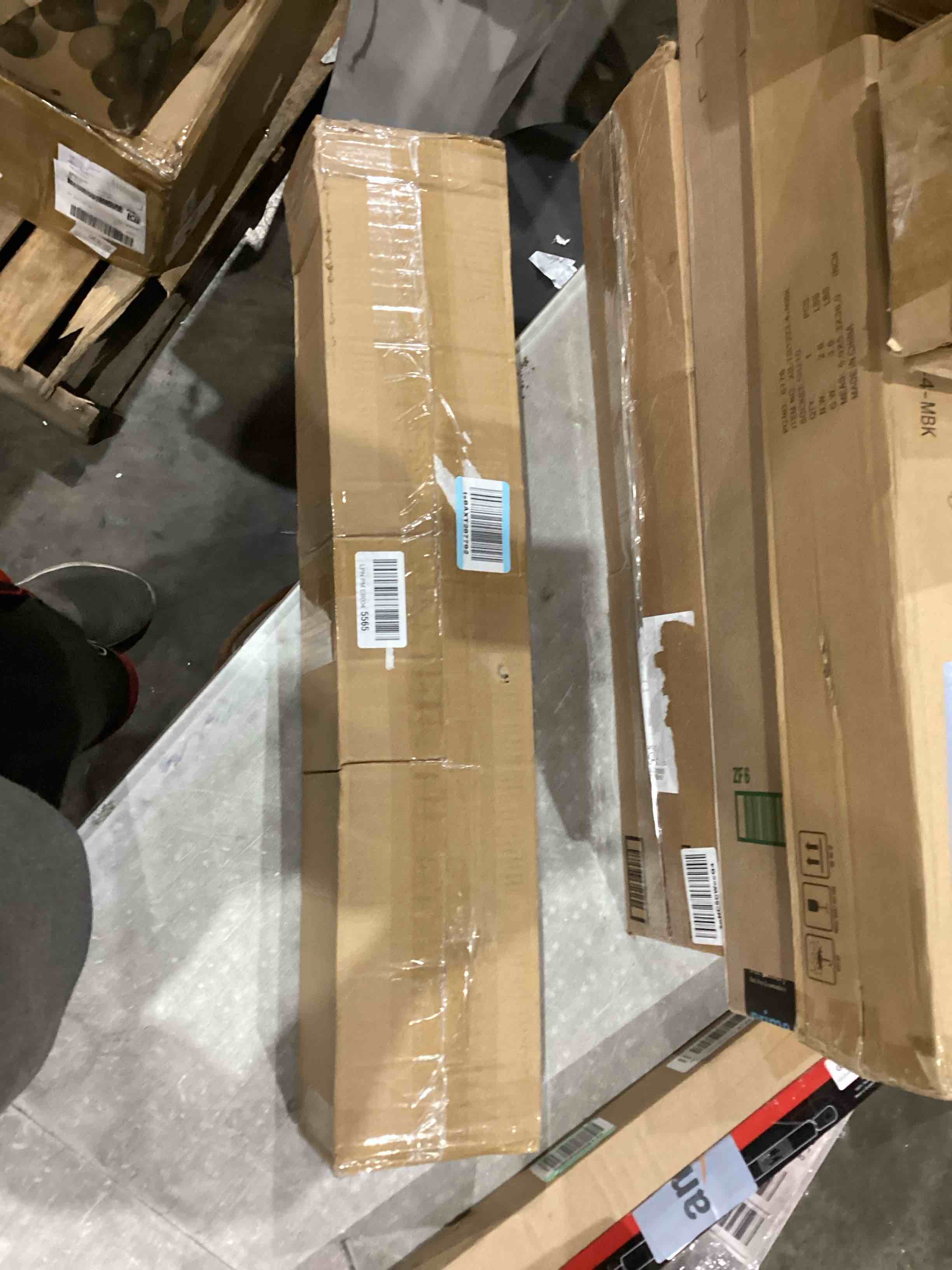 https://s3.amazonaws.com/lotting-images-prod/bidfta/TEA1645582_1751555337145.jpeg