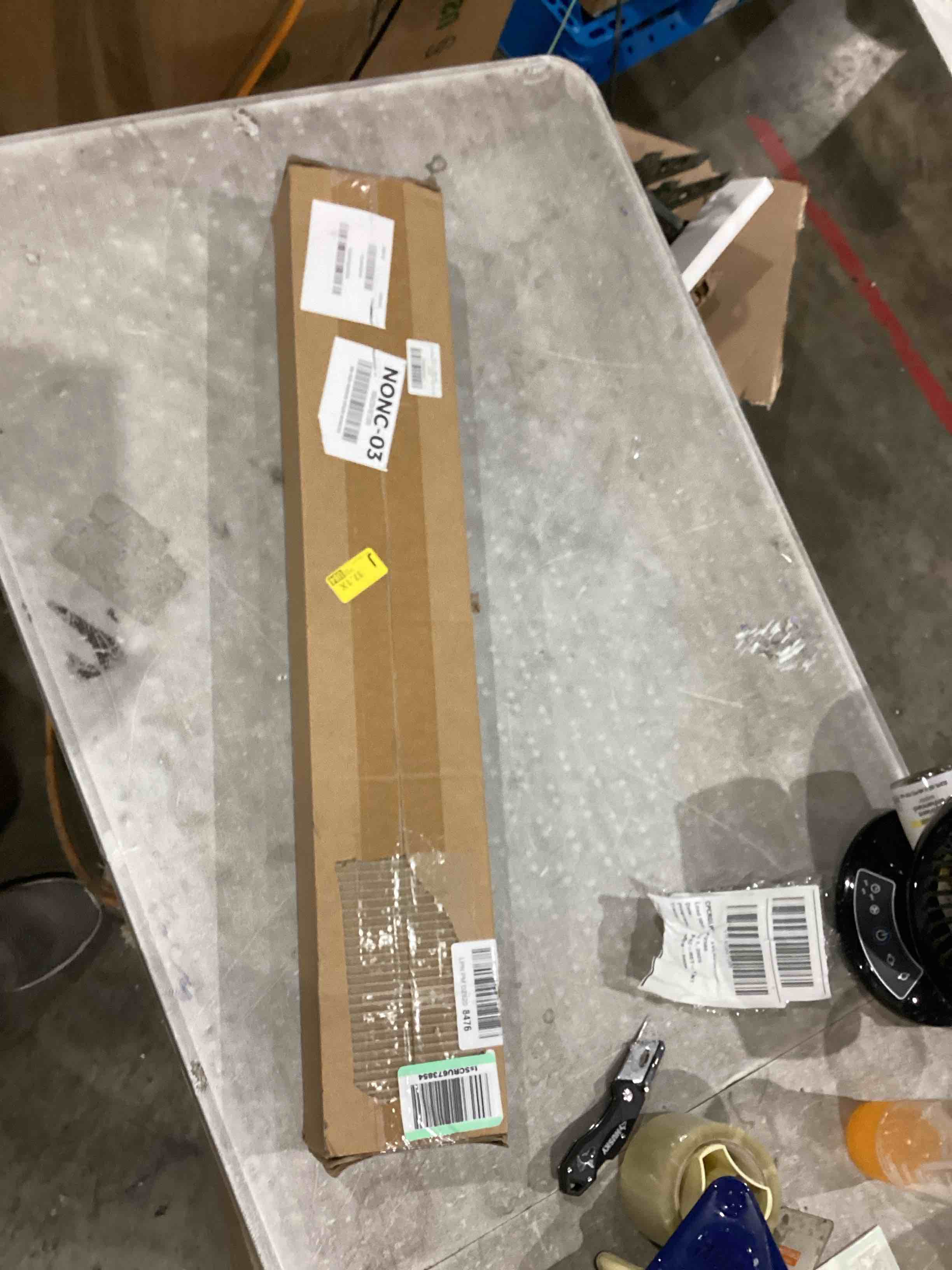 https://s3.amazonaws.com/lotting-images-prod/bidfta/TEA1645603_1751561512303.jpeg