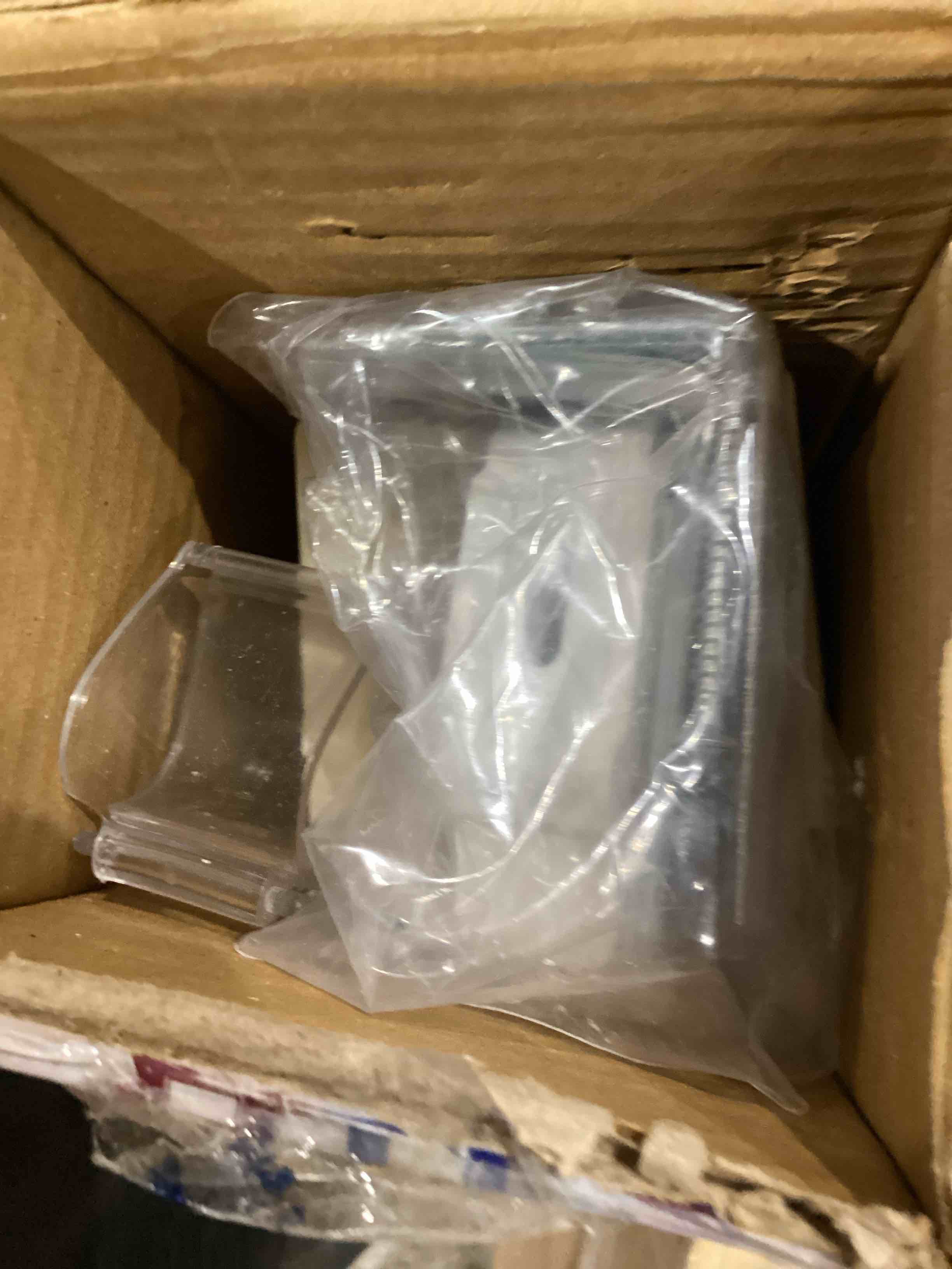 https://s3.amazonaws.com/lotting-images-prod/bidfta/TEA1645714_1753297132269.jpeg