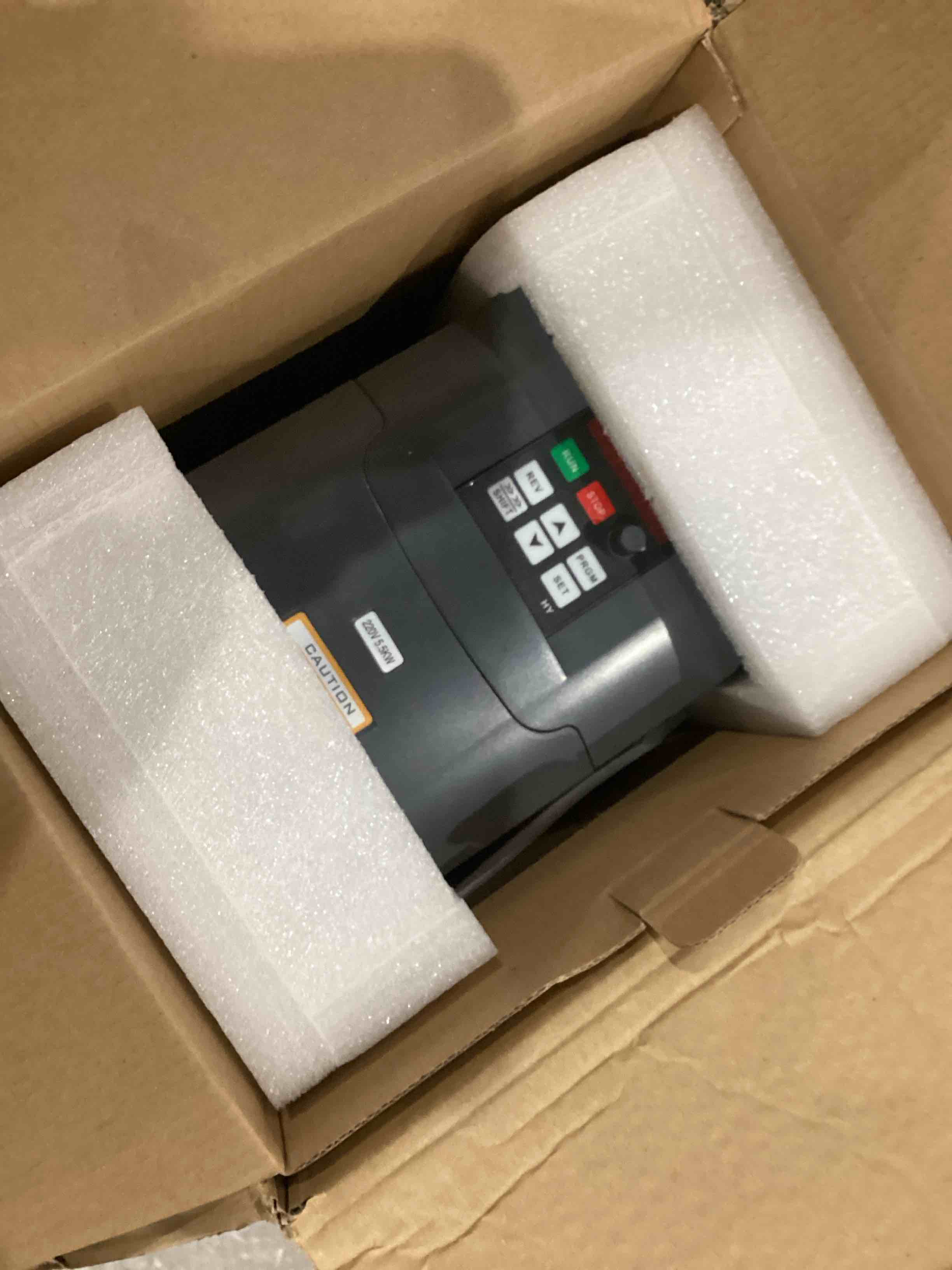 https://s3.amazonaws.com/lotting-images-prod/bidfta/TEA1645725_1753289595942.jpeg