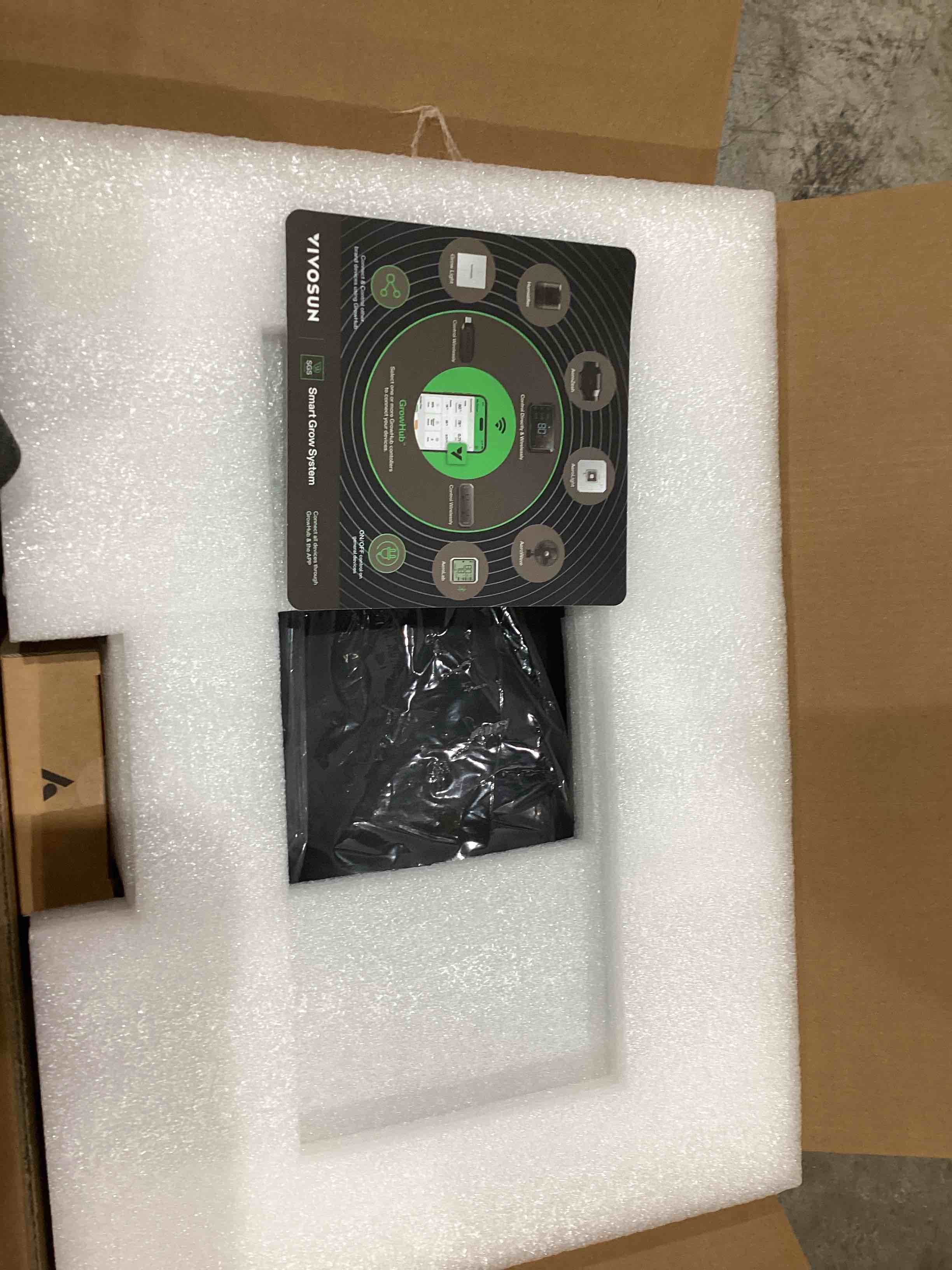 https://s3.amazonaws.com/lotting-images-prod/bidfta/TEA1645744_1753293326431.jpeg