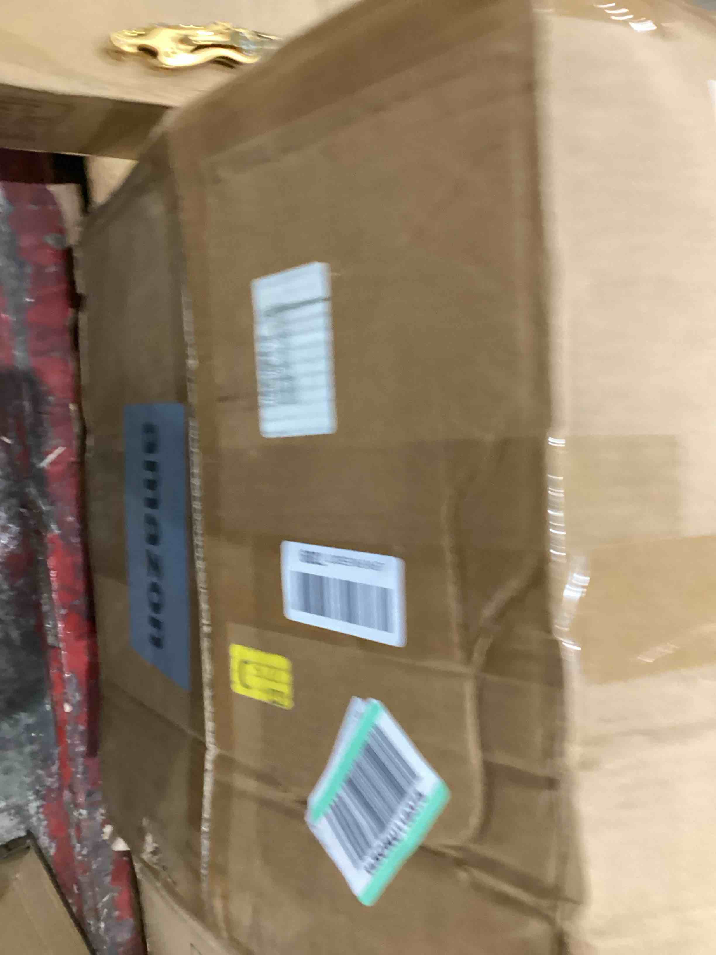 https://s3.amazonaws.com/lotting-images-prod/bidfta/TEA1645756_1753292765081.jpeg