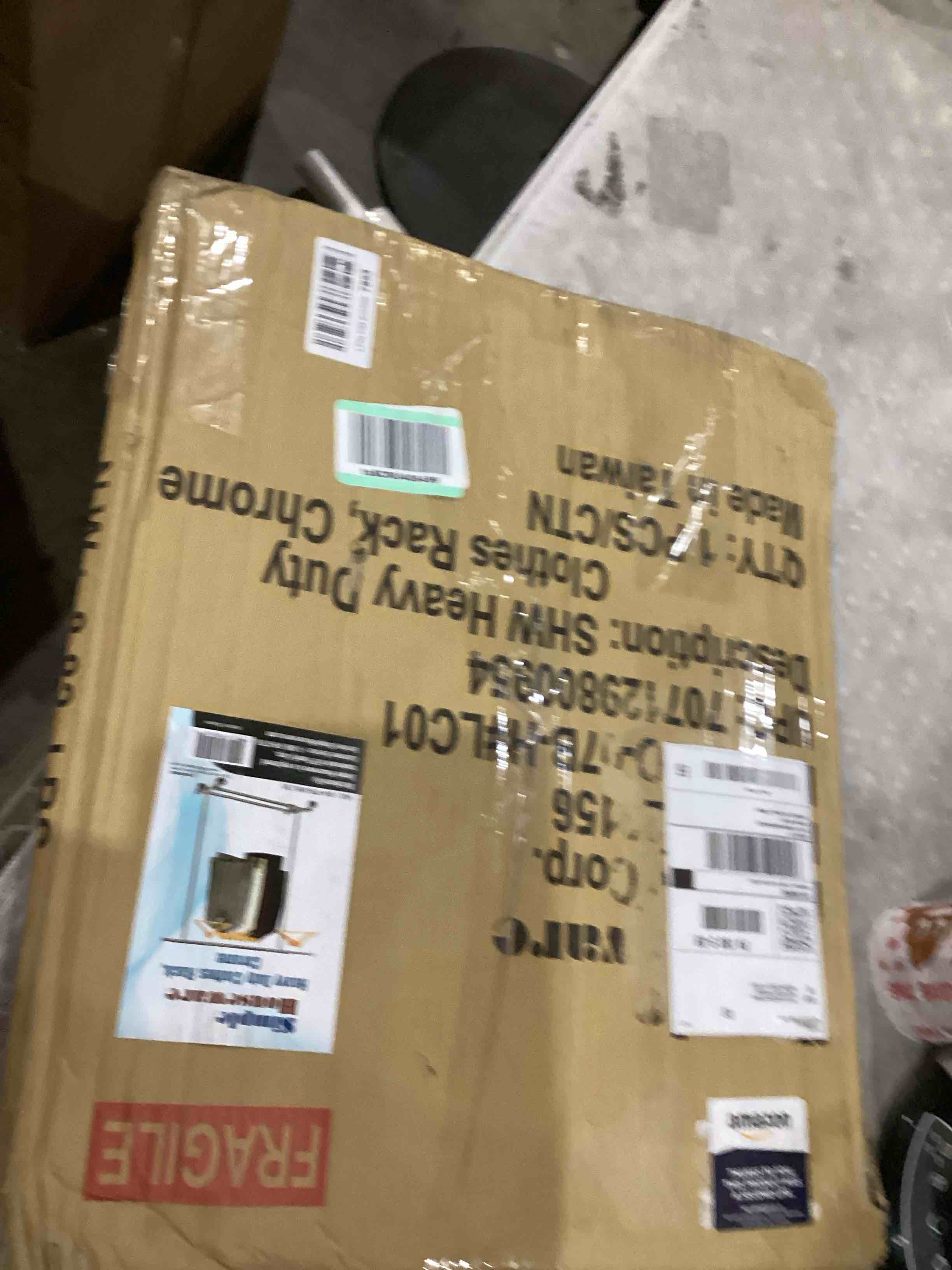 https://s3.amazonaws.com/lotting-images-prod/bidfta/TEA1645768_1753357585580.jpeg