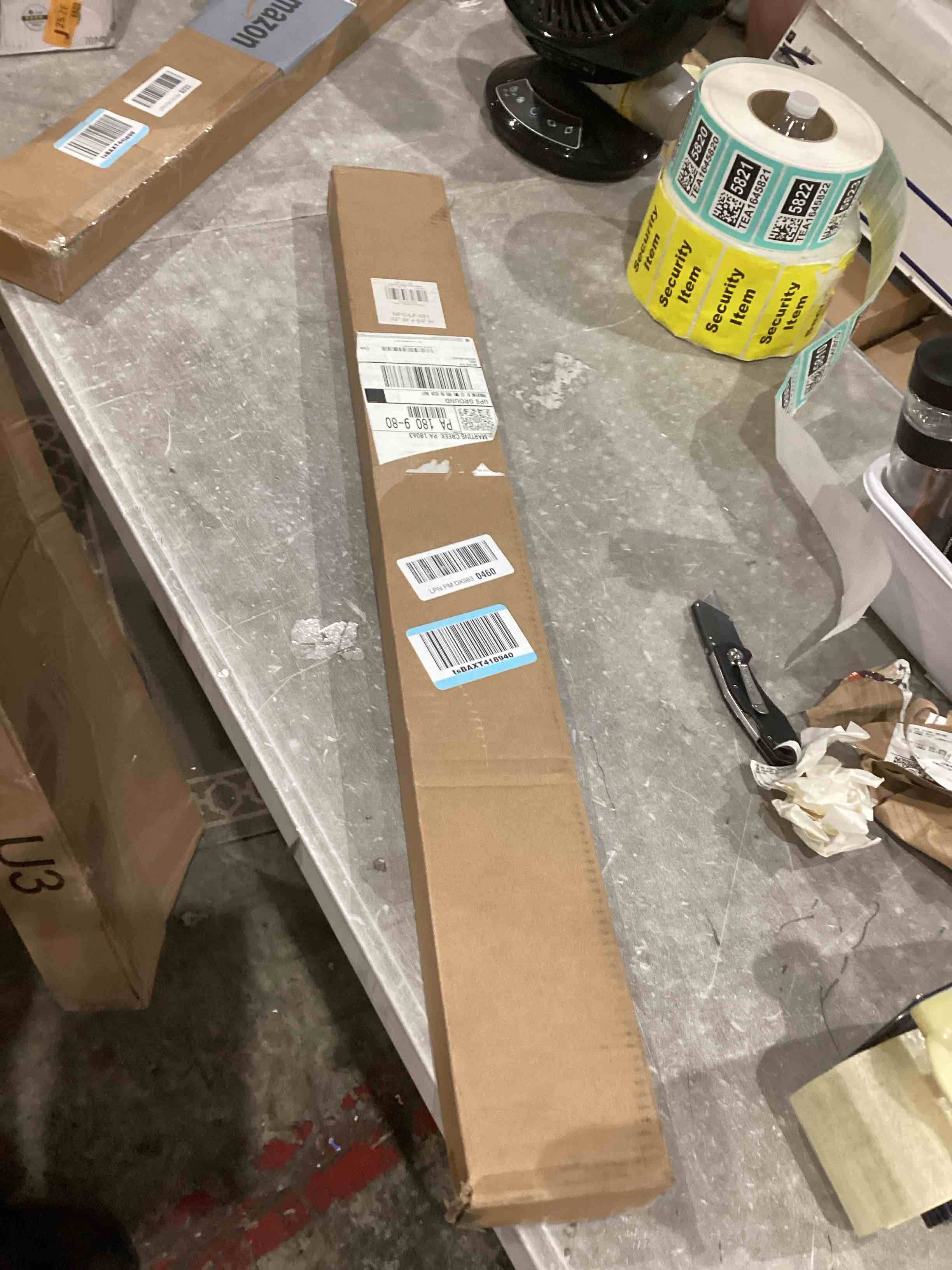 https://s3.amazonaws.com/lotting-images-prod/bidfta/TEA1645809_1753369040379.jpeg