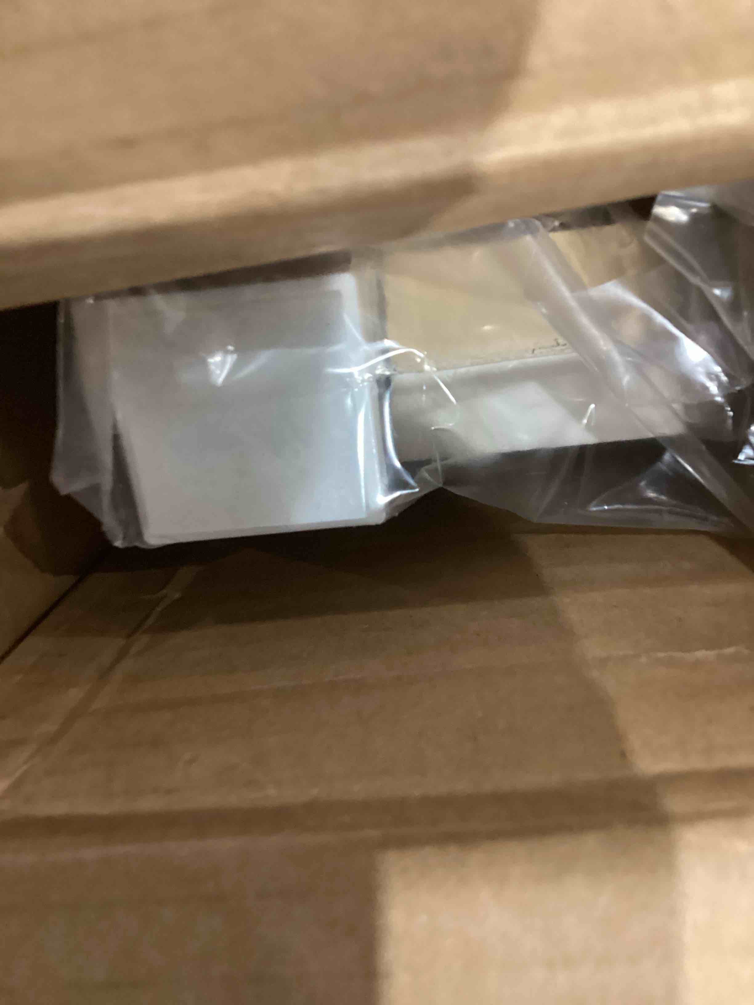 https://s3.amazonaws.com/lotting-images-prod/bidfta/TEA1645809_1753369056593.jpeg