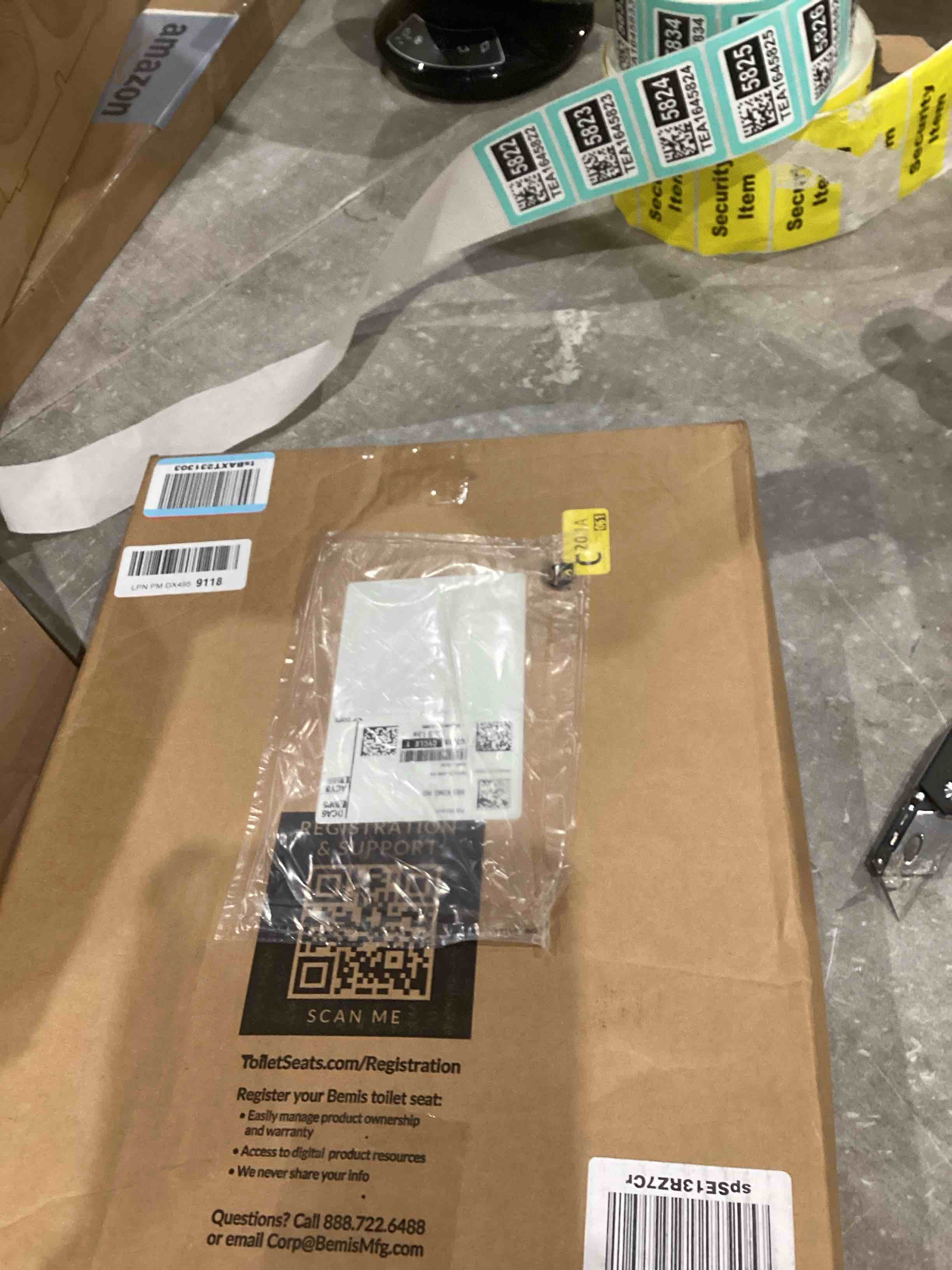 https://s3.amazonaws.com/lotting-images-prod/bidfta/TEA1645821_1753370869406.jpeg
