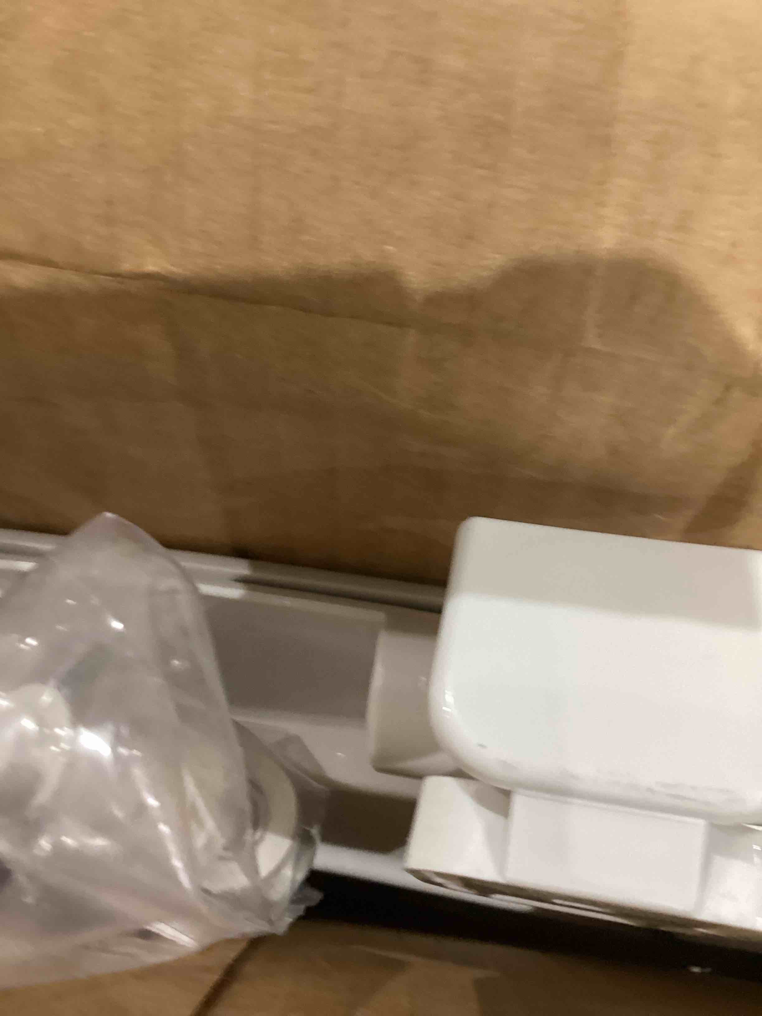 https://s3.amazonaws.com/lotting-images-prod/bidfta/TEA1645821_1753370948718.jpeg