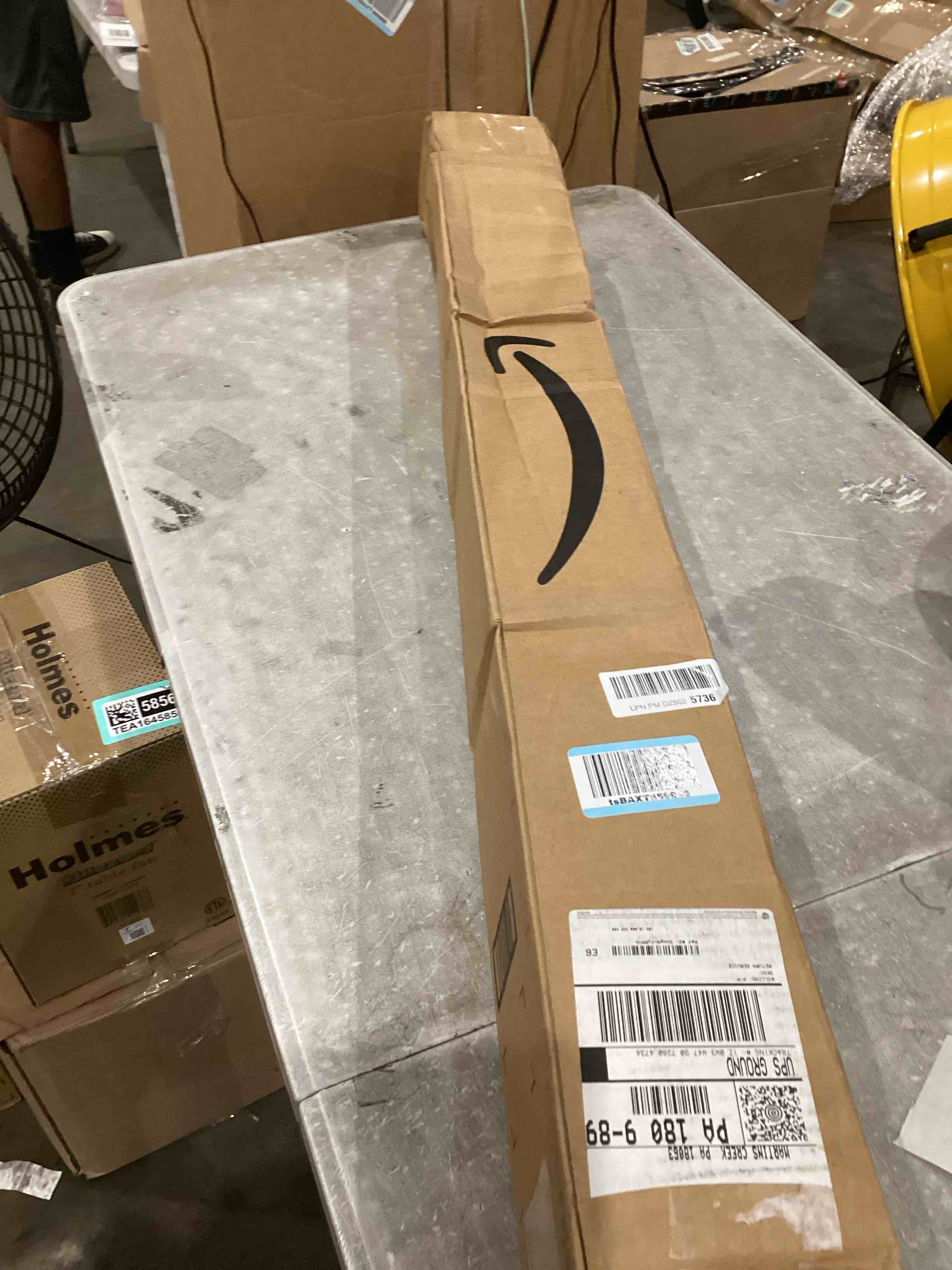 https://s3.amazonaws.com/lotting-images-prod/bidfta/TEA1645858_1753447355947.jpeg