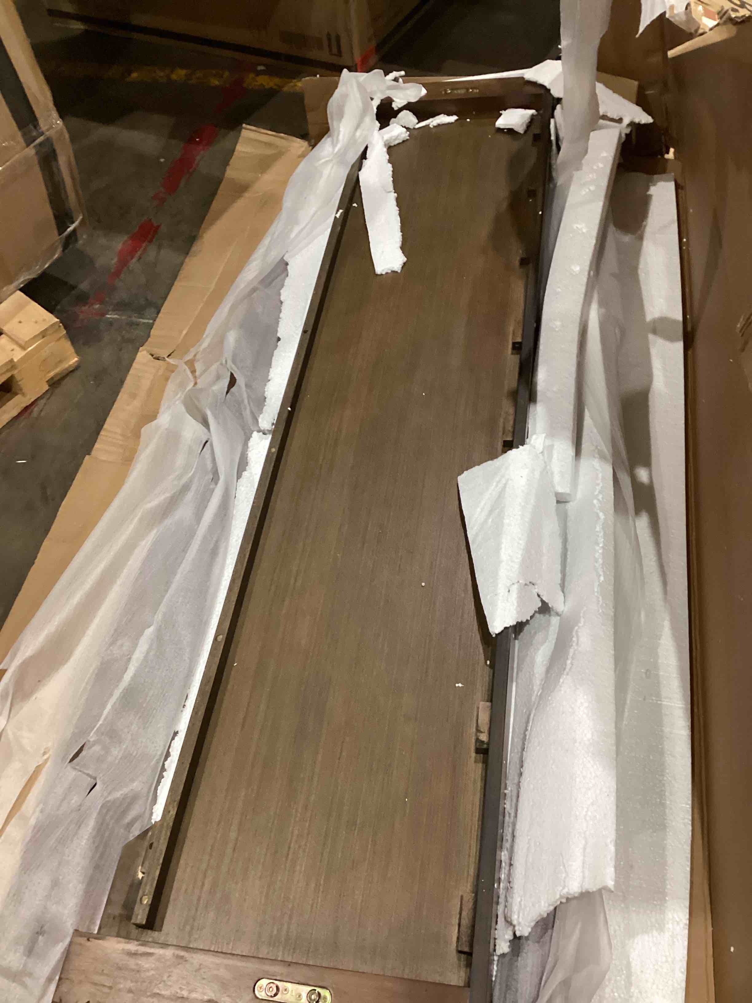 https://s3.amazonaws.com/lotting-images-prod/bidfta/TEA1646351_1753983630512.jpeg
