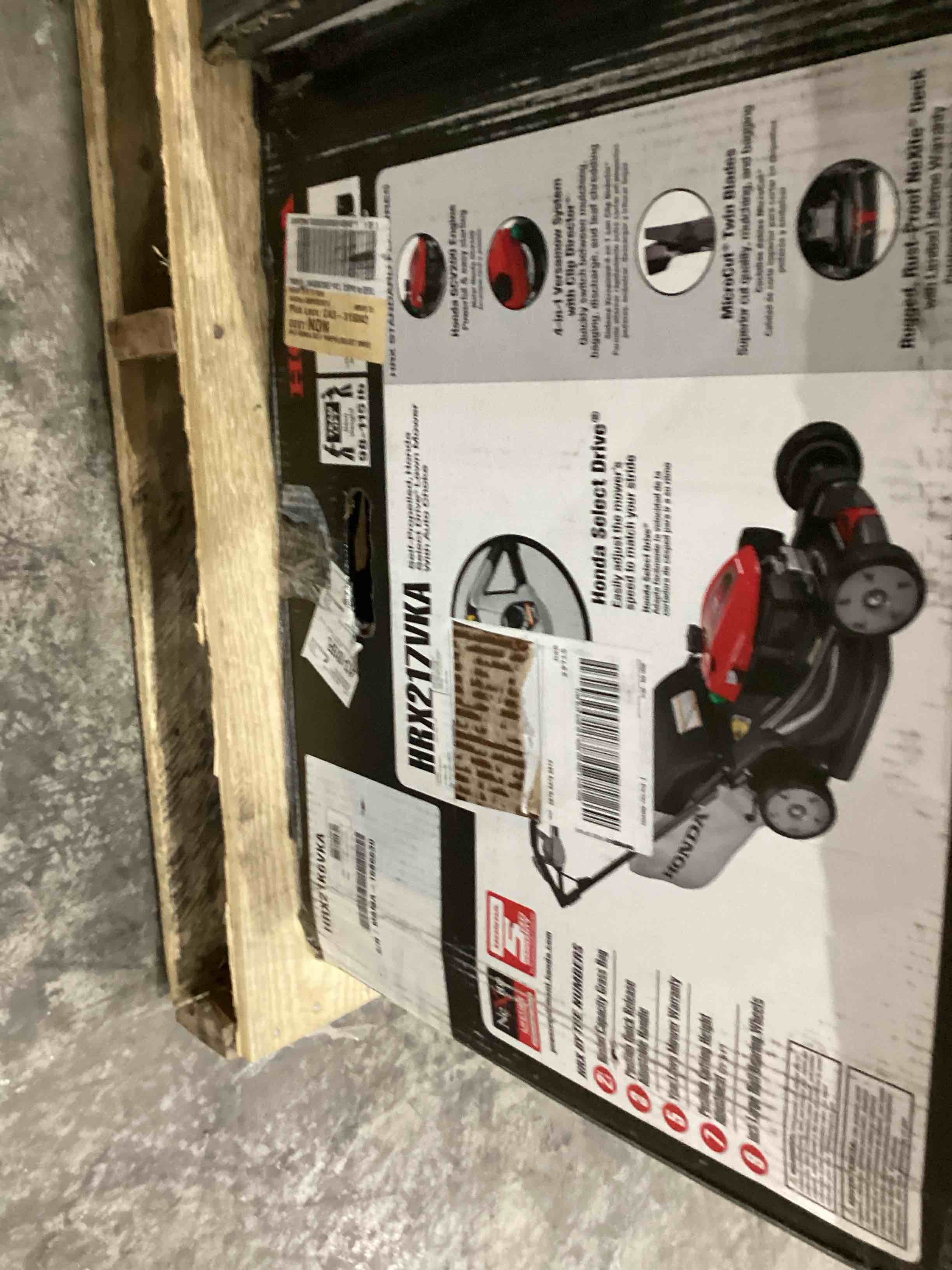 Honda lawn mover 