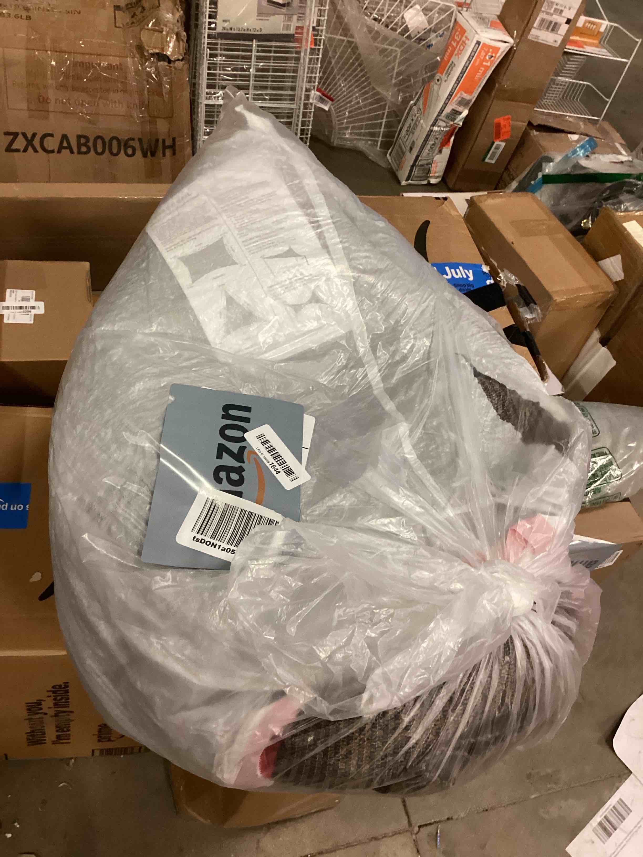 https://s3.amazonaws.com/lotting-images-prod/bidfta/TEA1648654_1753473336534.jpeg