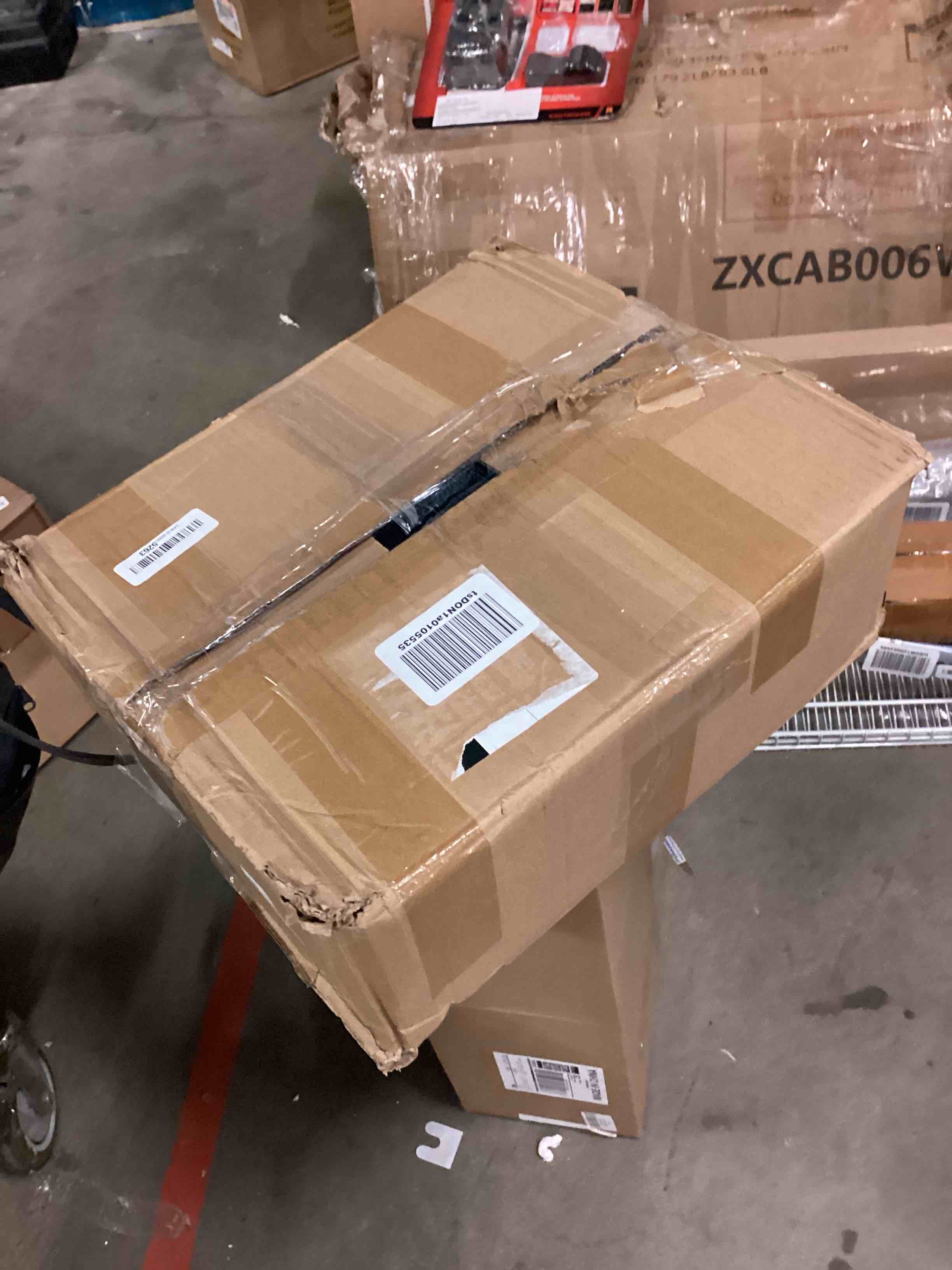 https://s3.amazonaws.com/lotting-images-prod/bidfta/TEA1648661_1753474309205.jpeg