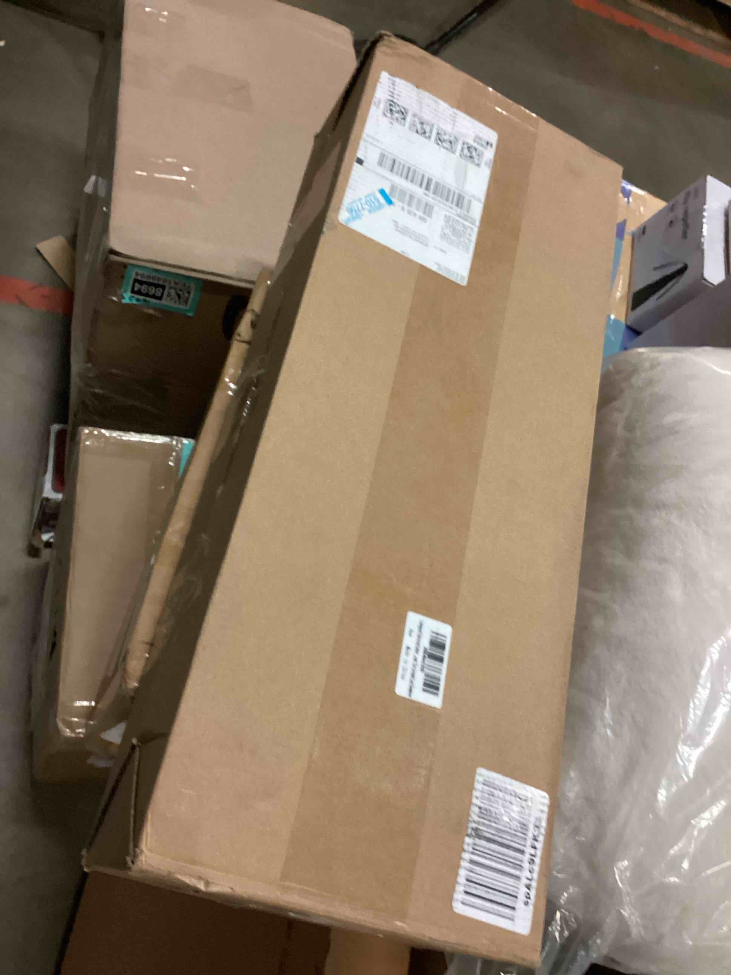 https://s3.amazonaws.com/lotting-images-prod/bidfta/TEA1648670_1753735693825.jpeg