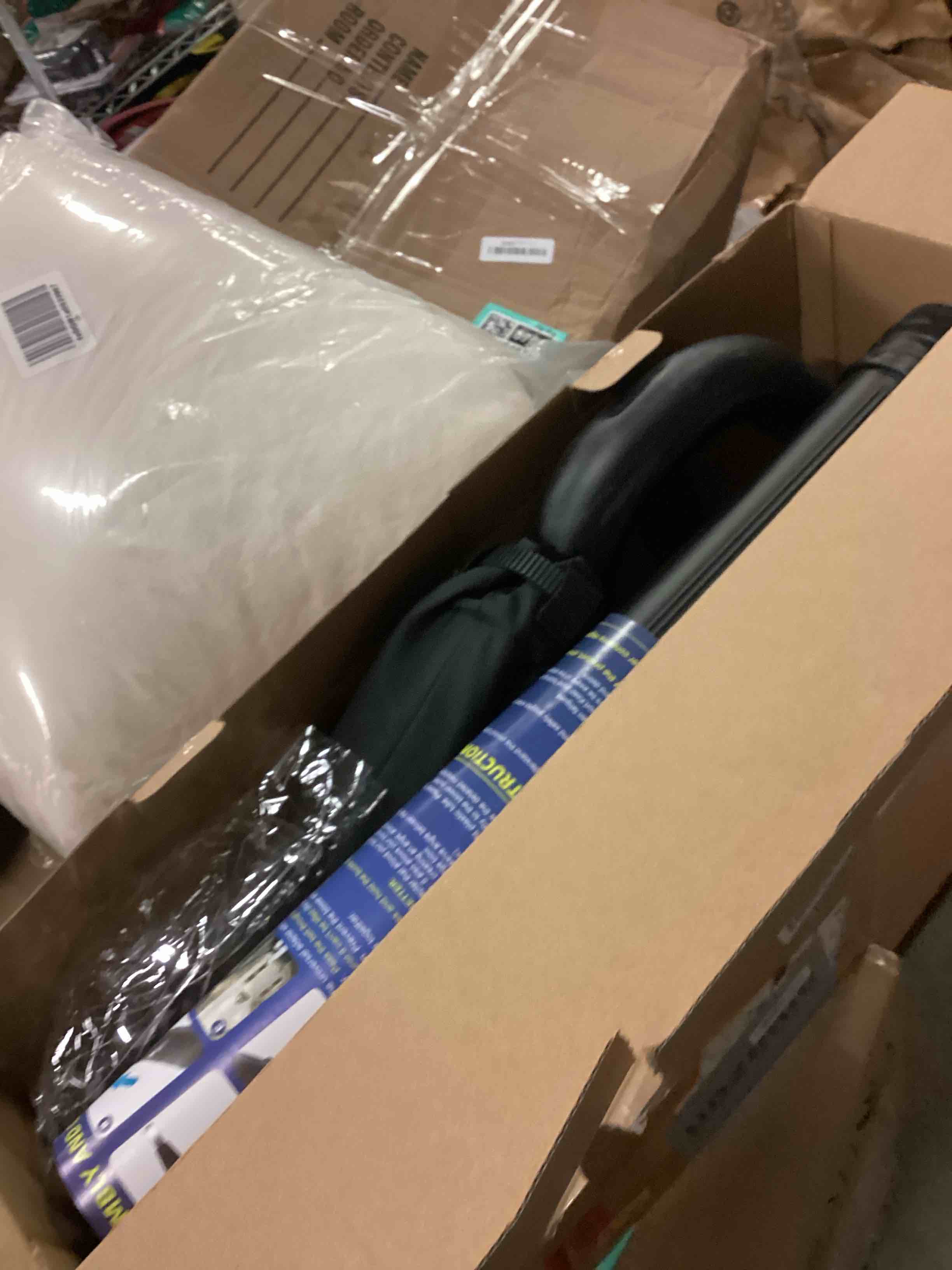https://s3.amazonaws.com/lotting-images-prod/bidfta/TEA1648670_1753735754011.jpeg