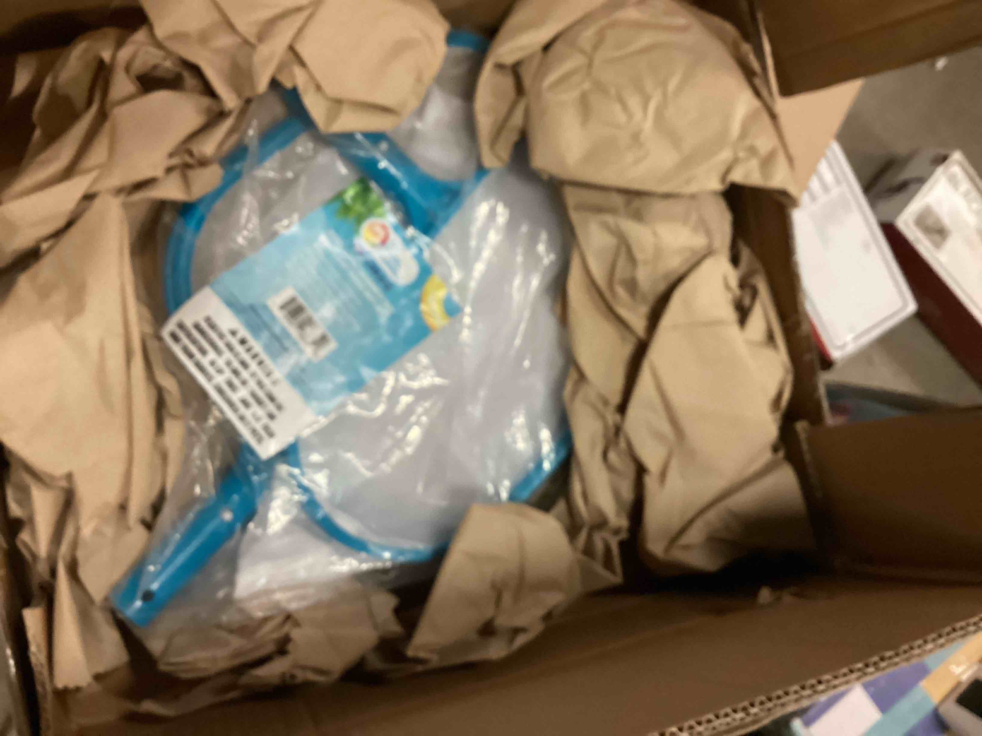 https://s3.amazonaws.com/lotting-images-prod/bidfta/TEA1648671_1753735837729.jpeg