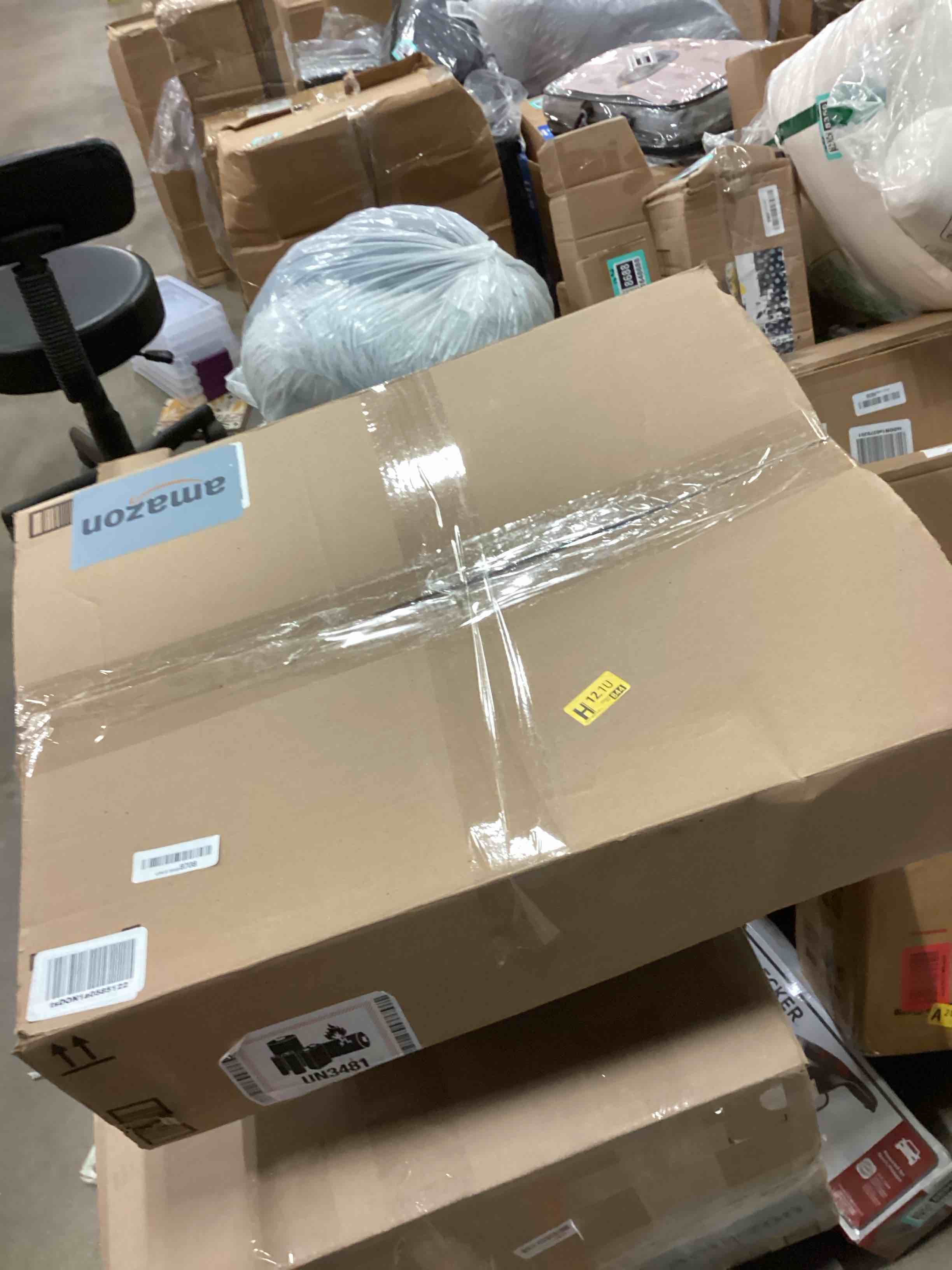 https://s3.amazonaws.com/lotting-images-prod/bidfta/TEA1648673_1753736192400.jpeg