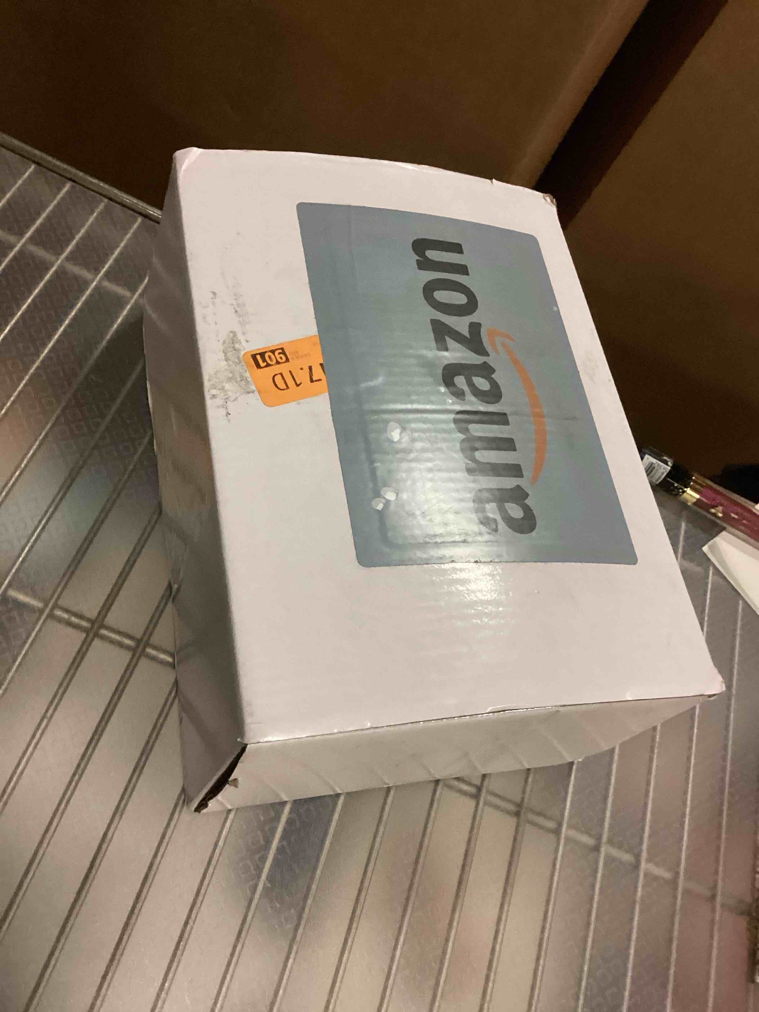 https://s3.amazonaws.com/lotting-images-prod/bidfta/TEA1648687_1753717681751.jpeg